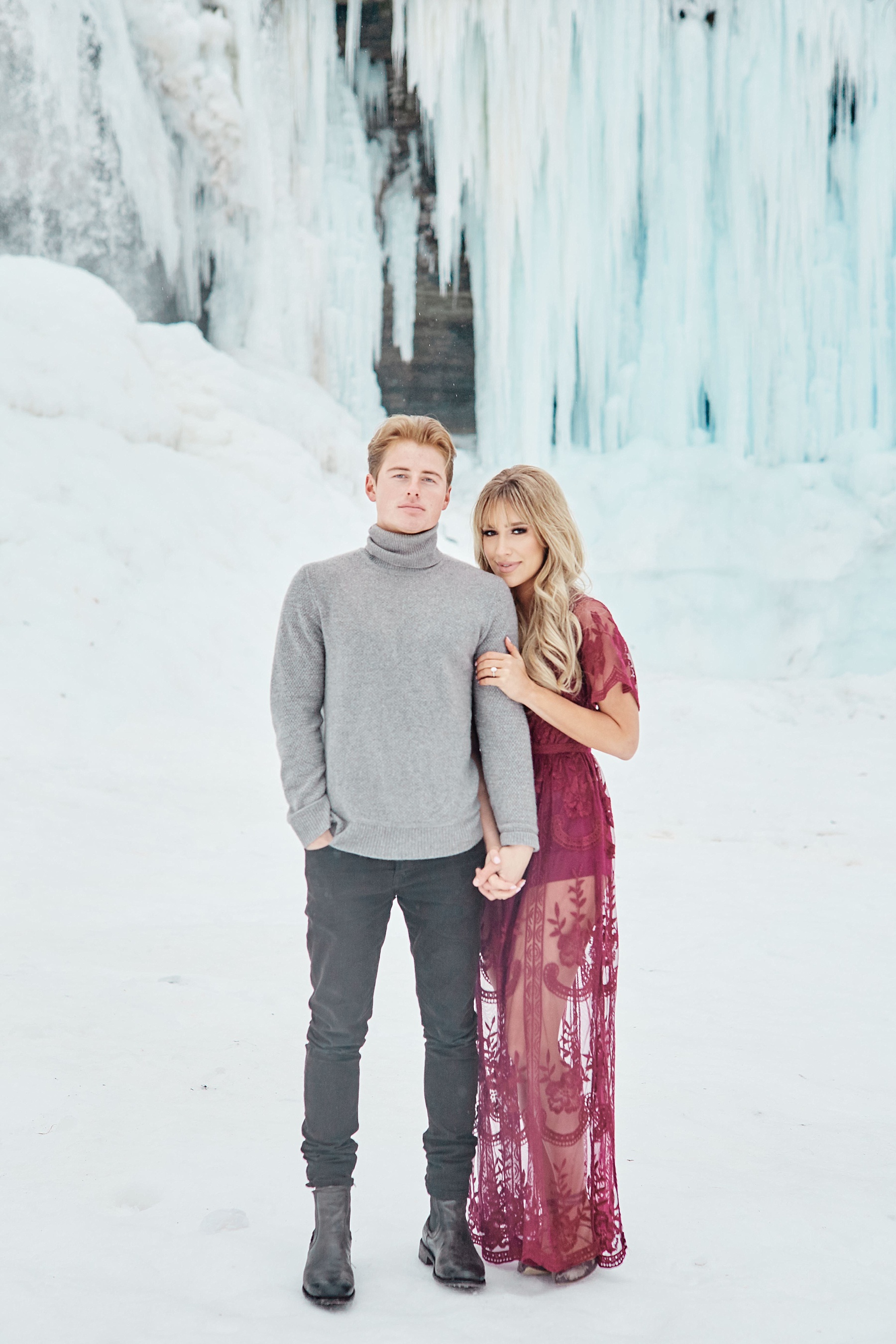 Minnehaha-Falls-Engagement-How-He-Asked-Minnesota-Aldrich-Mansion-Warwick-Rhode-Island-Perry-James-Photography_0906.jpg