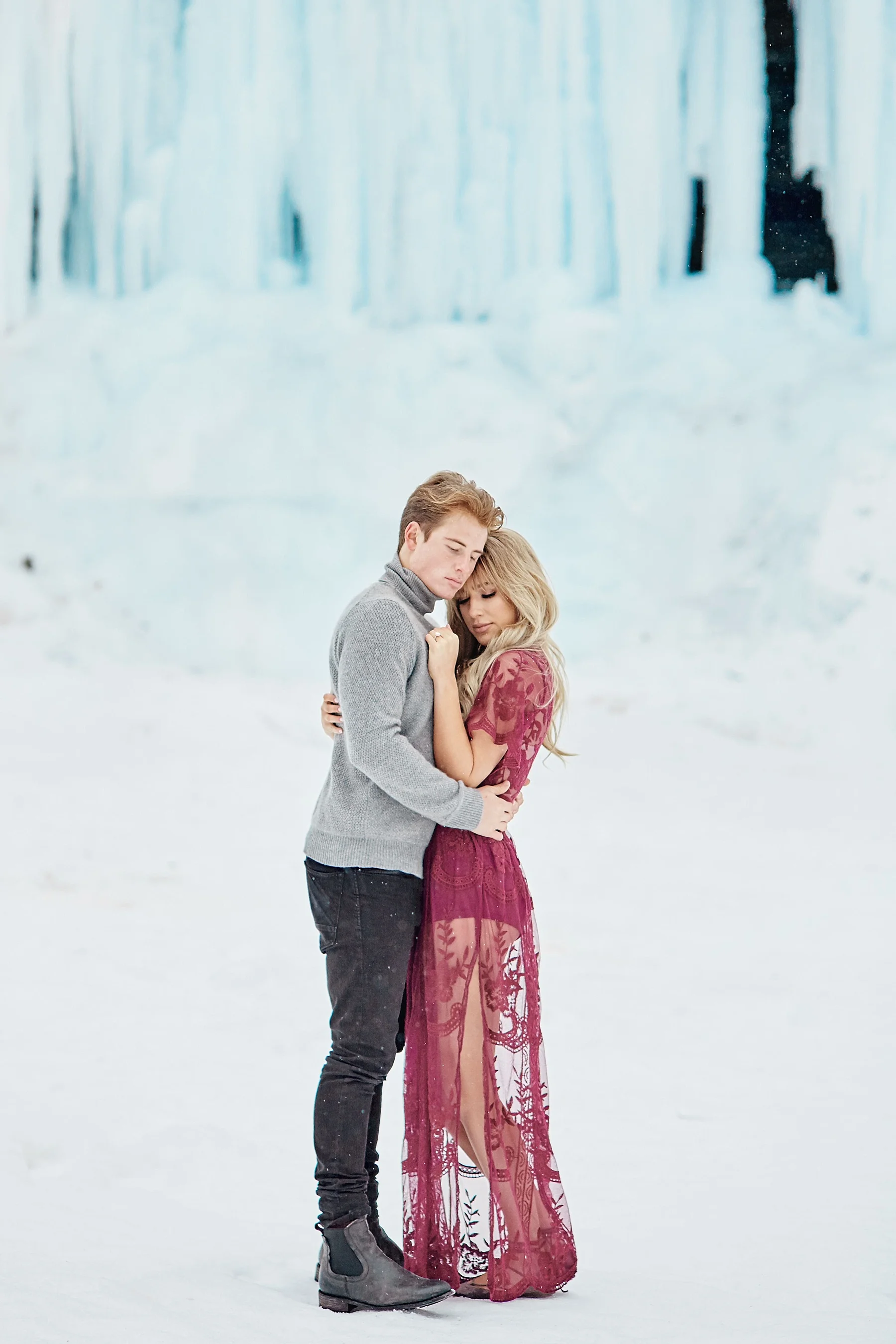 Minnehaha-Falls-Engagement-How-He-Asked-Minnesota-Aldrich-Mansion-Warwick-Rhode-Island-Perry-James-Photography_0908.jpg