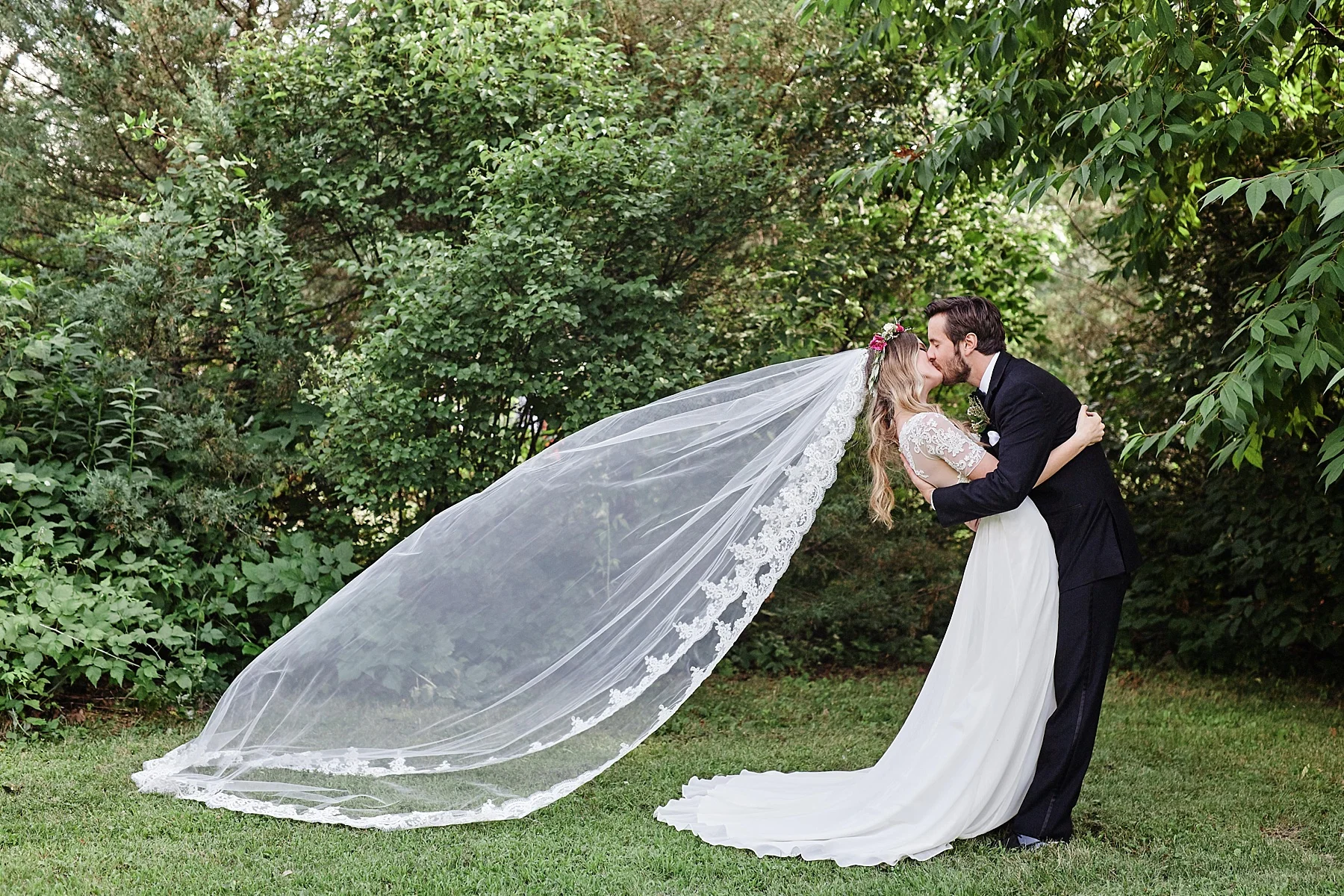 Fairhaven-Farm-South-Haven-Minnesota-Barn-Outdoor-Wedding-Josh-Kailey_0950.jpg