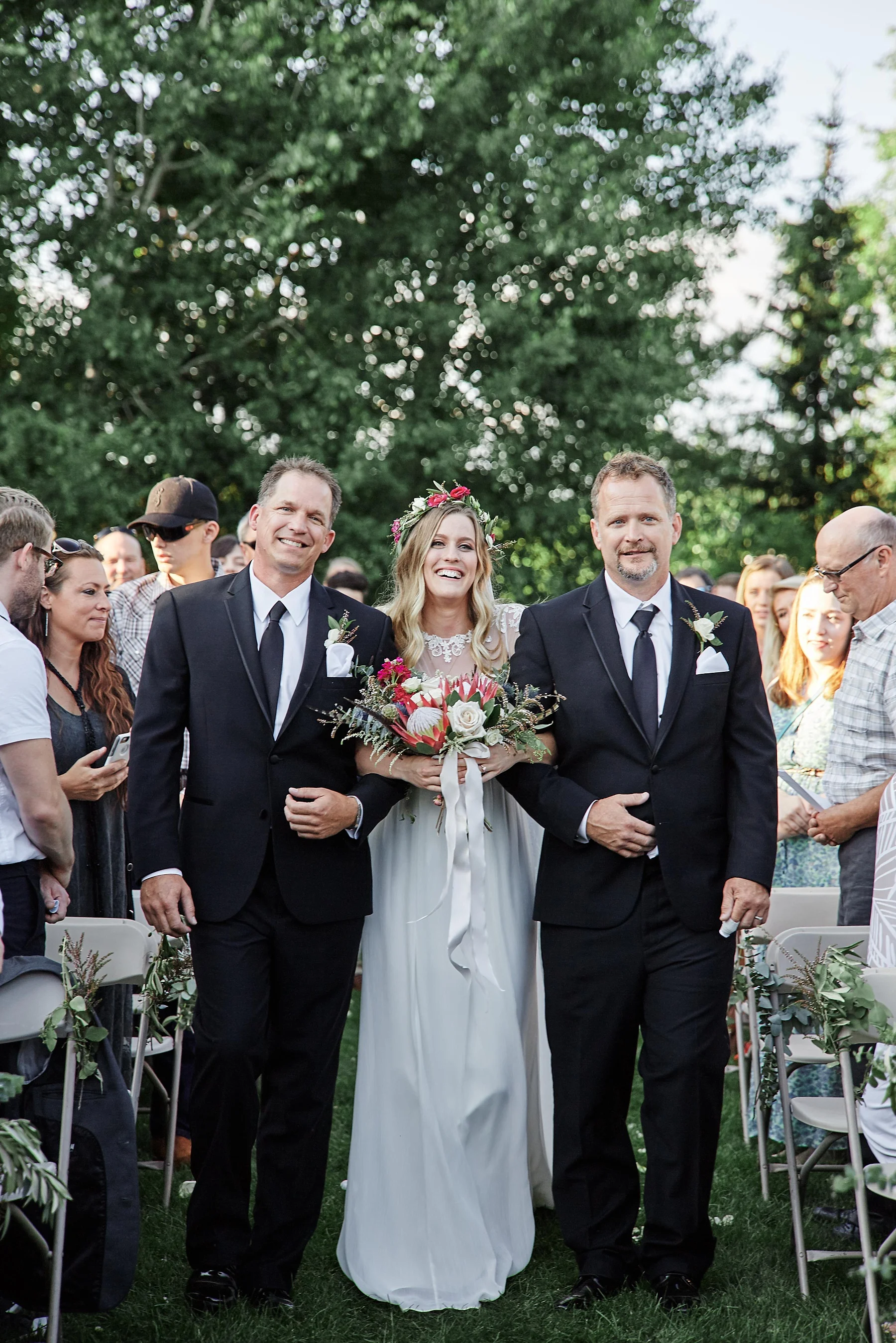 Fairhaven-Farm-South-Haven-Minnesota-Barn-Outdoor-Wedding-Josh-Kailey_0996.jpg