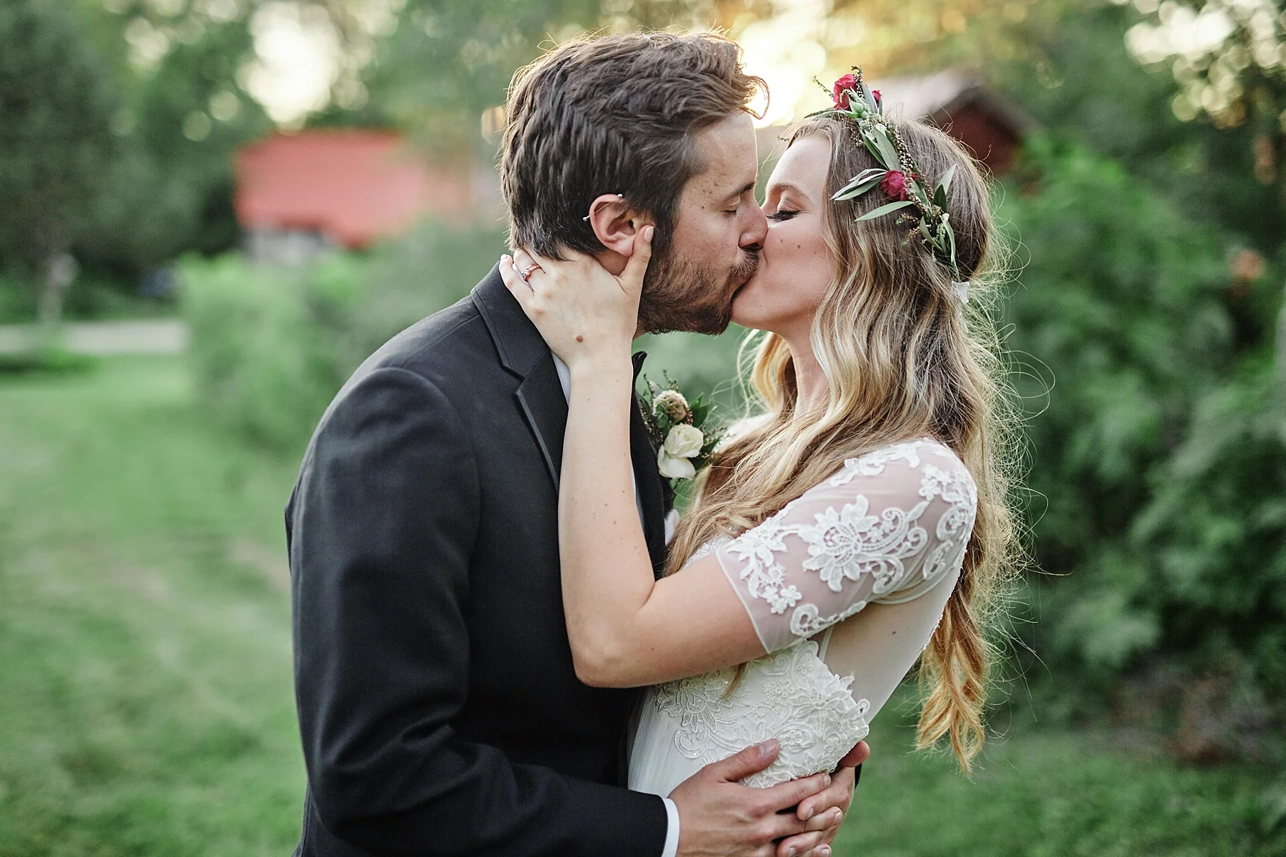 Fairhaven-Farm-South-Haven-Minnesota-Barn-Outdoor-Wedding-Josh-Kailey_1042.jpg