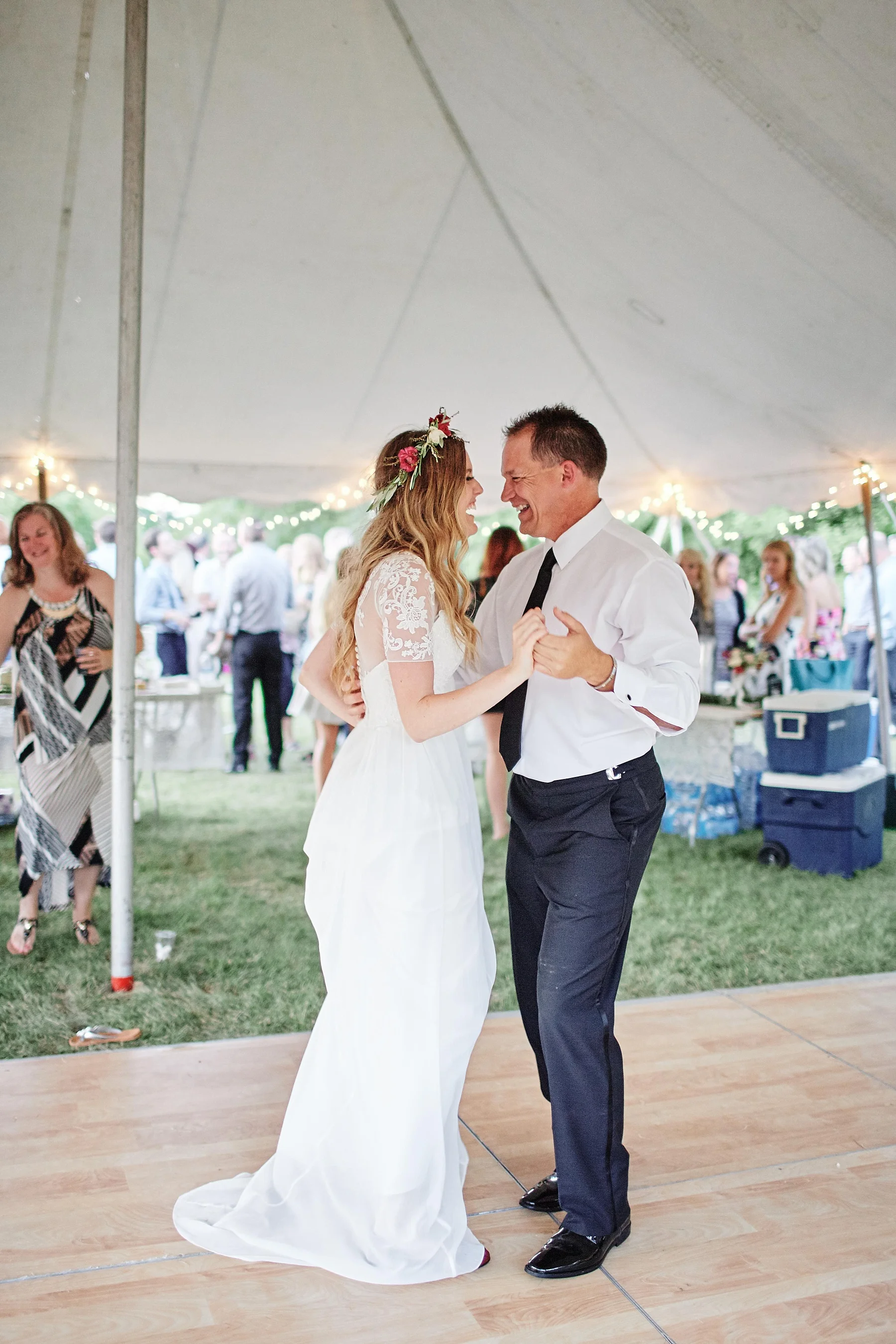 Fairhaven-Farm-South-Haven-Minnesota-Barn-Outdoor-Wedding-Josh-Kailey_1049.jpg