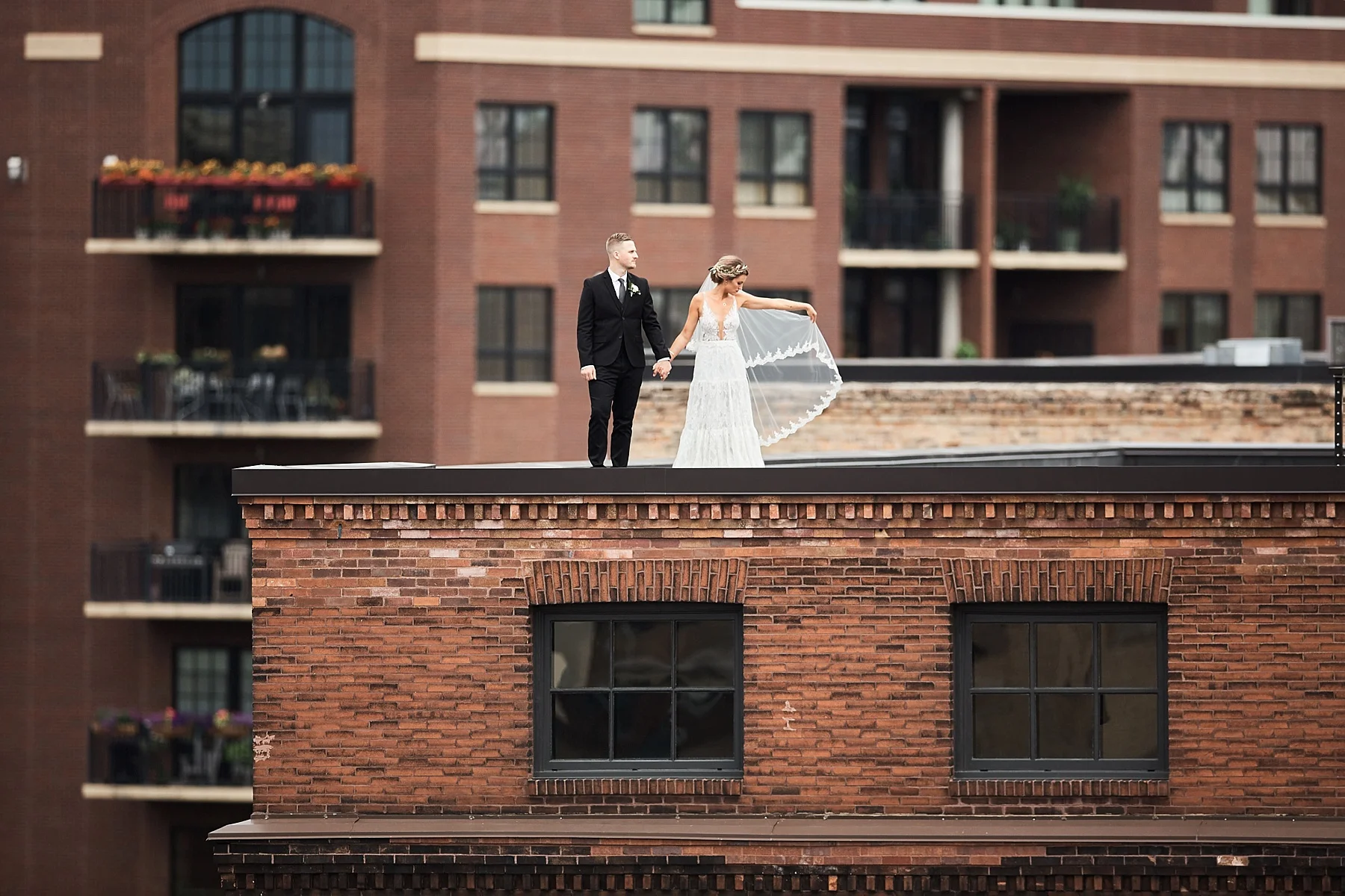 Hewing-Hotel-Minneapolis-Minnesota-Wedding-Rooftop-Bride-Engaged_1156.jpg