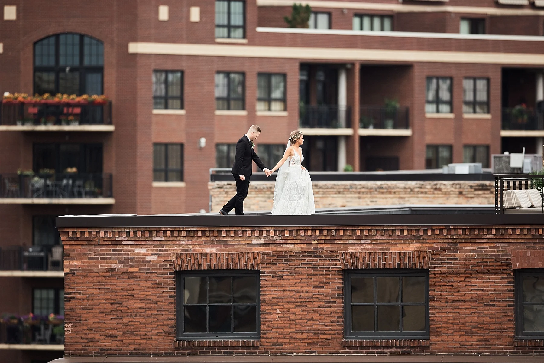 Hewing-Hotel-Minneapolis-Minnesota-Wedding-Rooftop-Bride-Engaged_1157.jpg