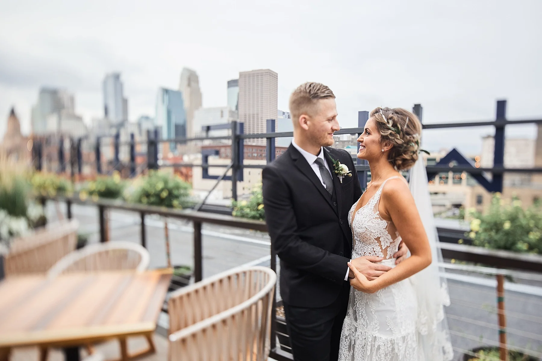 Hewing-Hotel-Minneapolis-Minnesota-Wedding-Rooftop-Bride-Engaged_1161.jpg