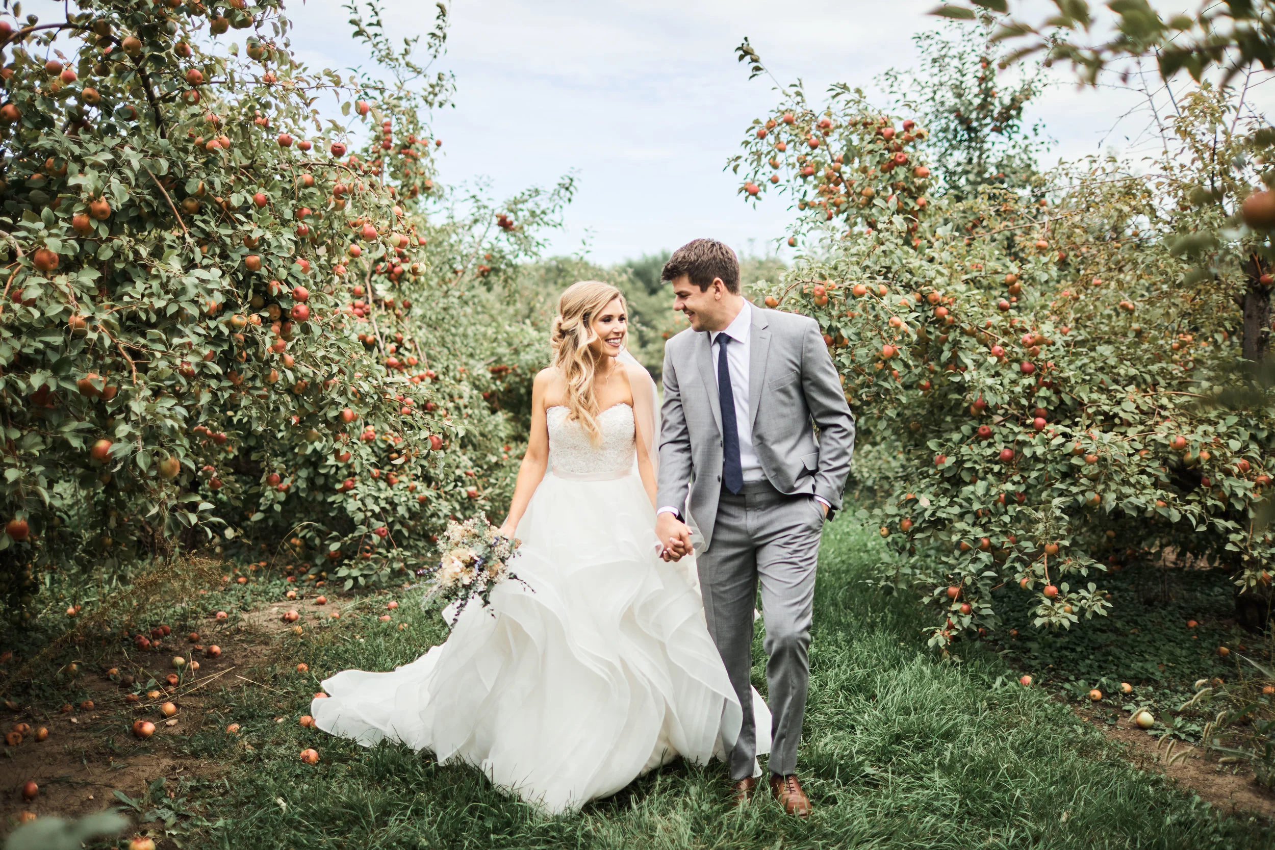 Minnesota-Harvest-Apple-Orchard-Wedding-Max-Danielle 271.jpg