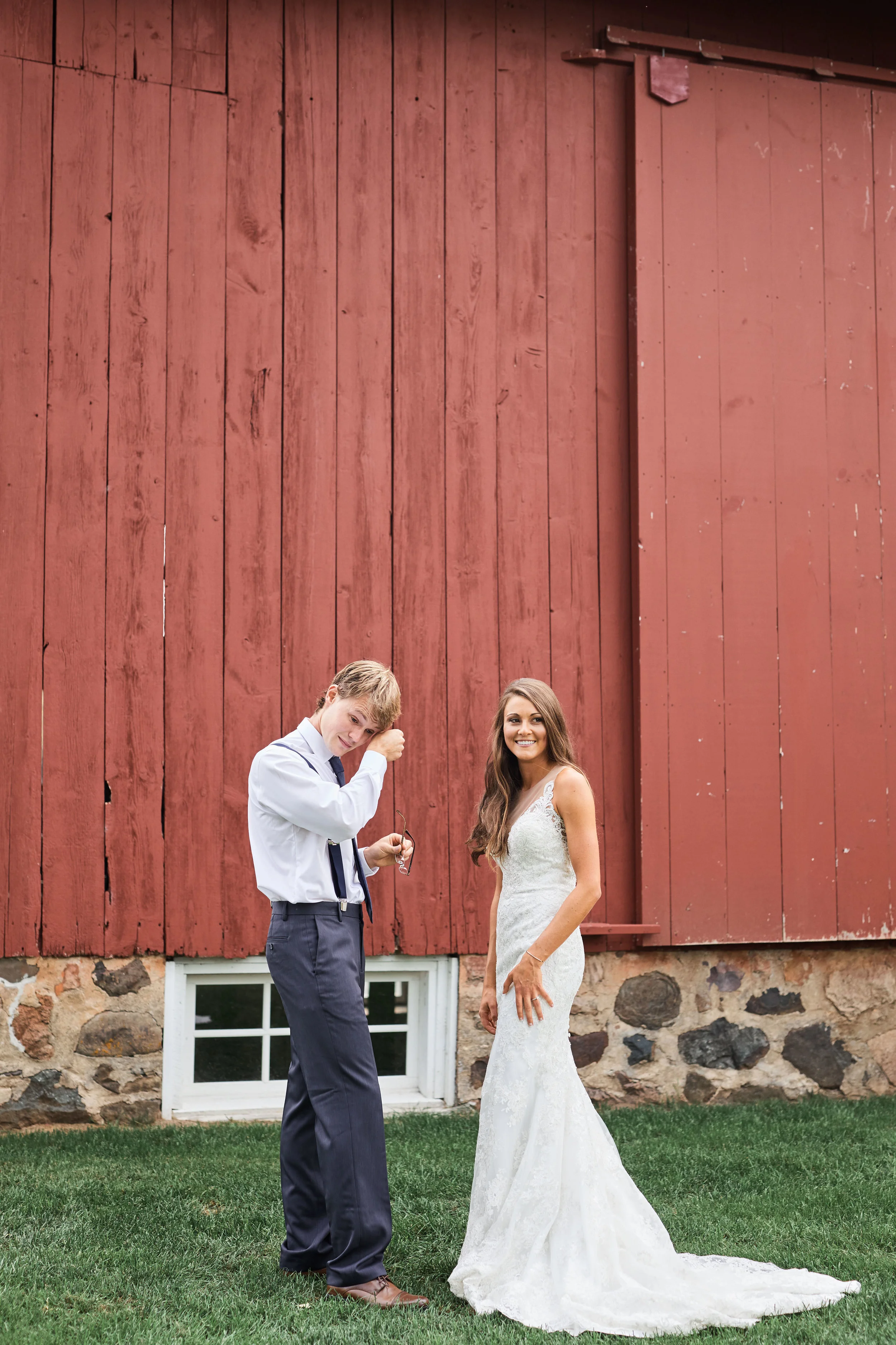 Birch-hill-barn-wedding-minneapolis-minnesota 1.jpg