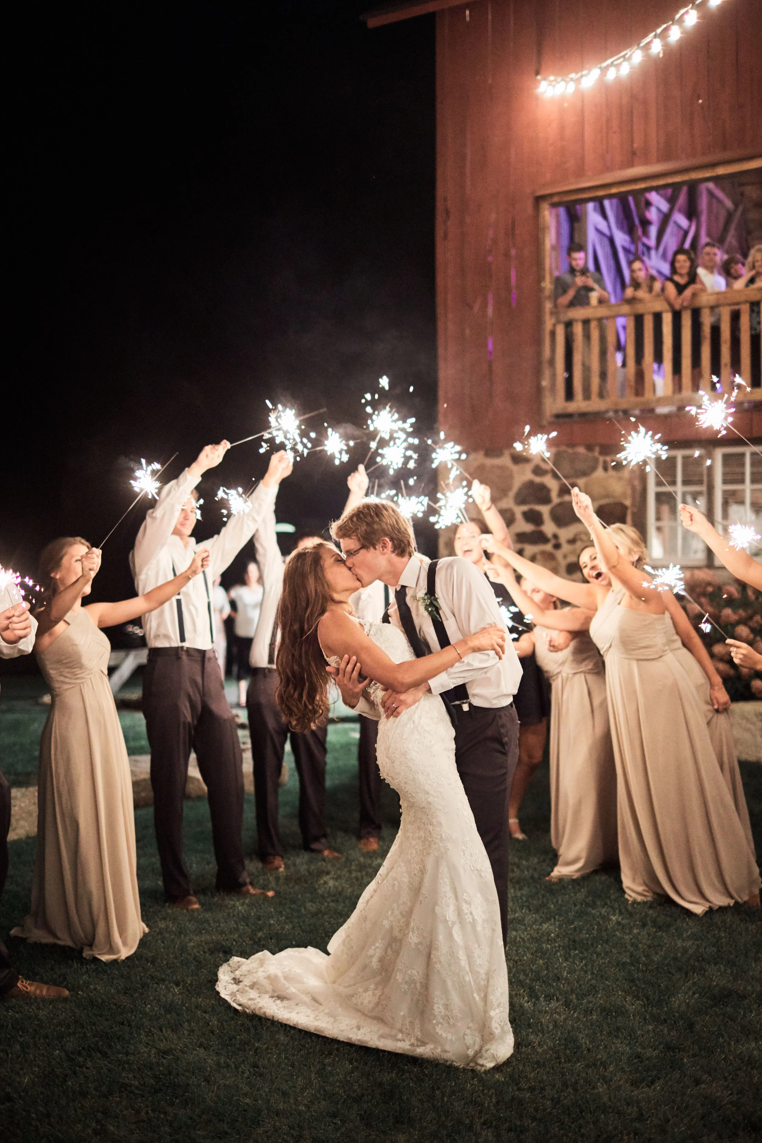 Birch-hill-barn-wedding-minneapolis-minnesota.jpg