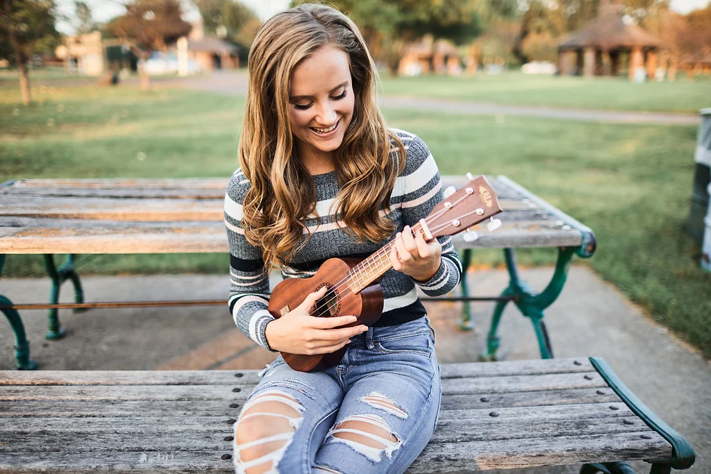 Taylor-Theisen-Boom-island-park-minneaopolis-senior-photos-perry-james63.jpg