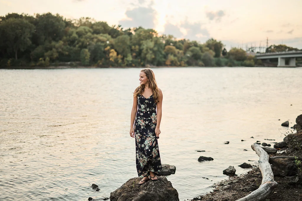 Taylor-Theisen-Boom-island-park-minneaopolis-senior-photos-perry-james118.jpg