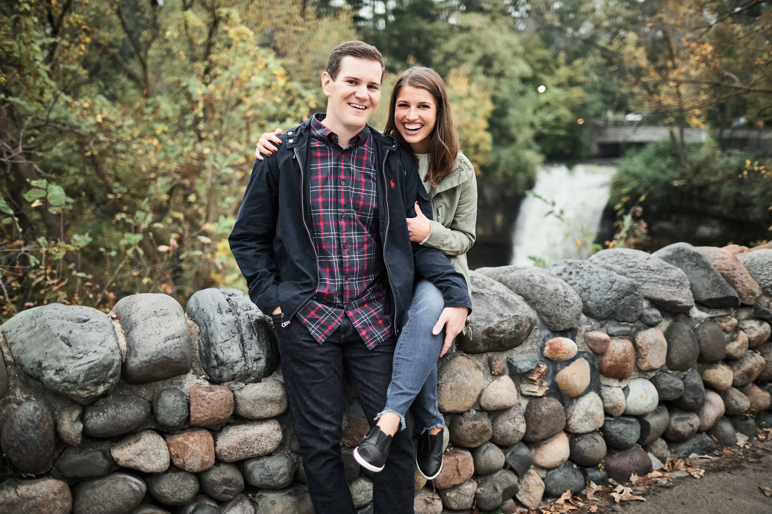 Minnehaha-Falls-Engagement-Session-Perry-James-Photo 135.jpg