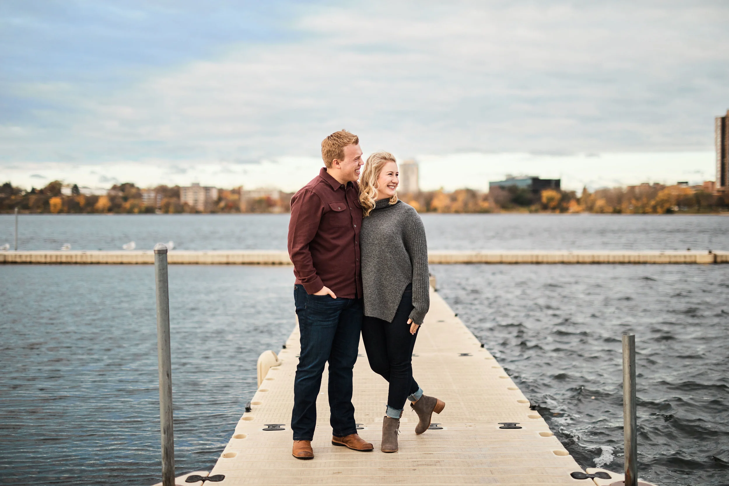 Lake-Calhoun-Minneapolis-minnesota-engagement-session 8.jpg