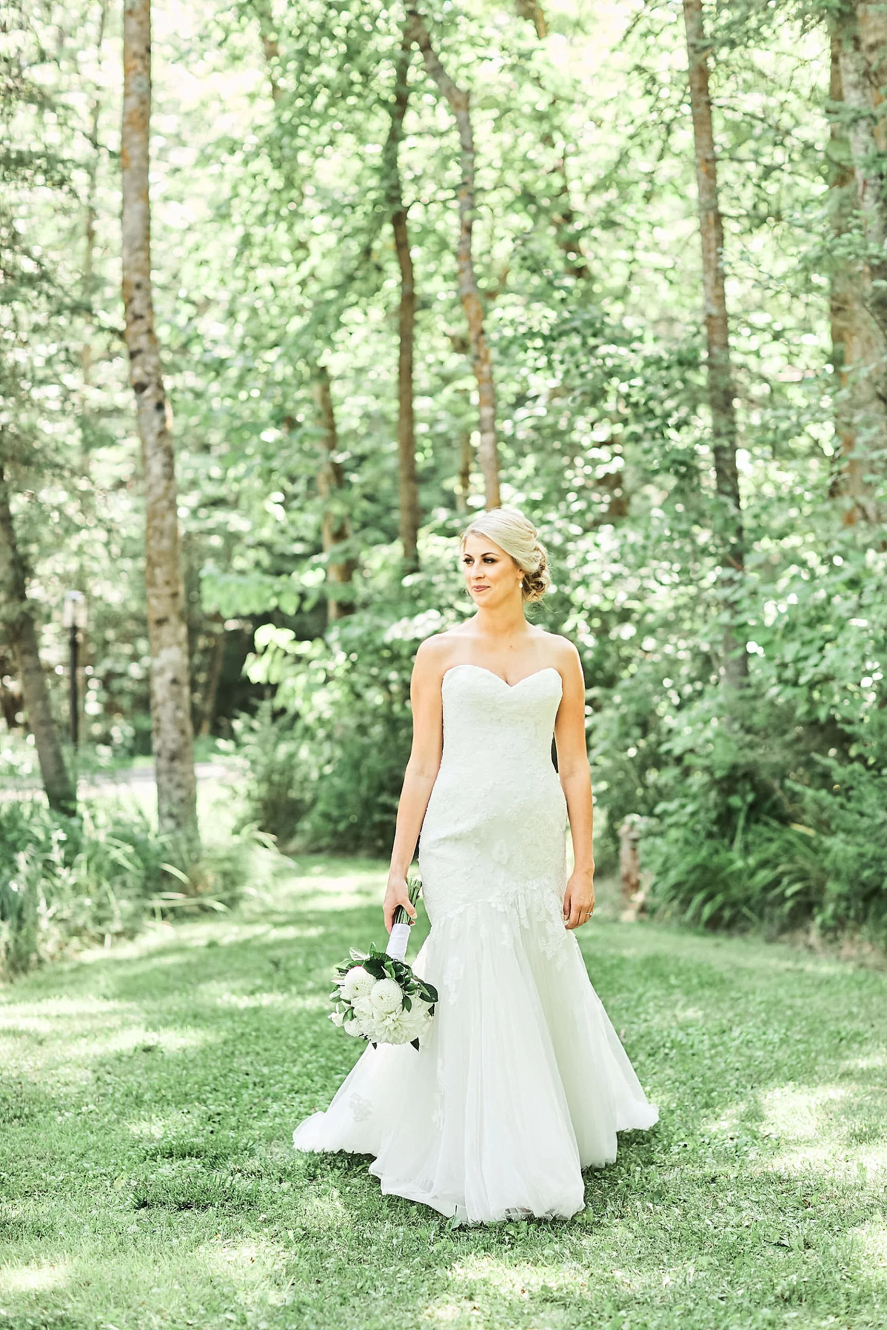 Bemidji-town-country-club-Lake-Bemidji-Wedding_0020.jpg