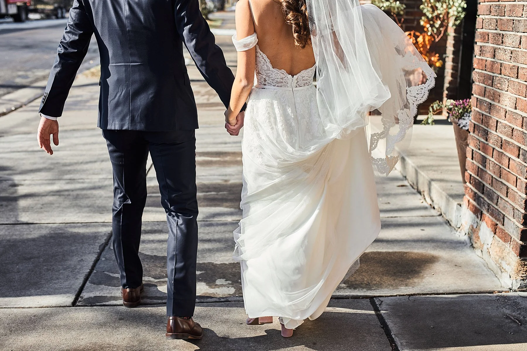 the-basillica-of-saint-mary-minneapolis-mn-Solar-Arts-building-Wedding-Kyle-Tori_0013.jpg