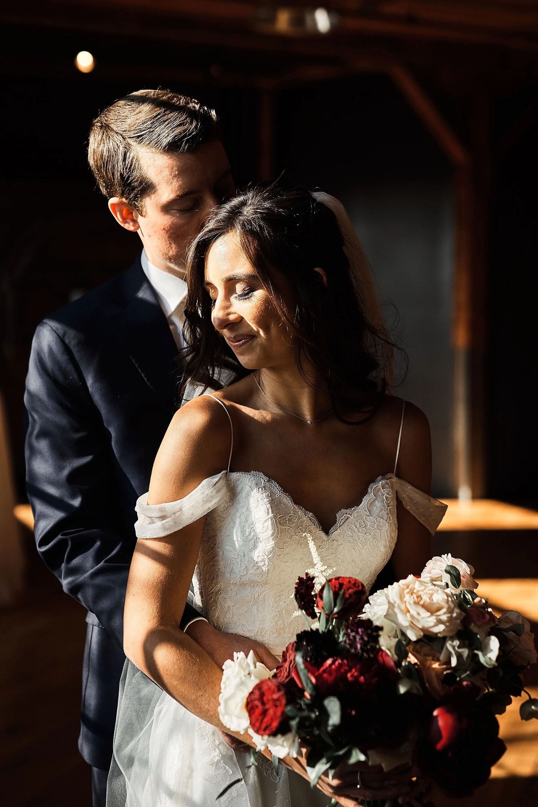 the-basillica-of-saint-mary-minneapolis-mn-Solar-Arts-building-Wedding-Kyle-Tori_0017.jpg