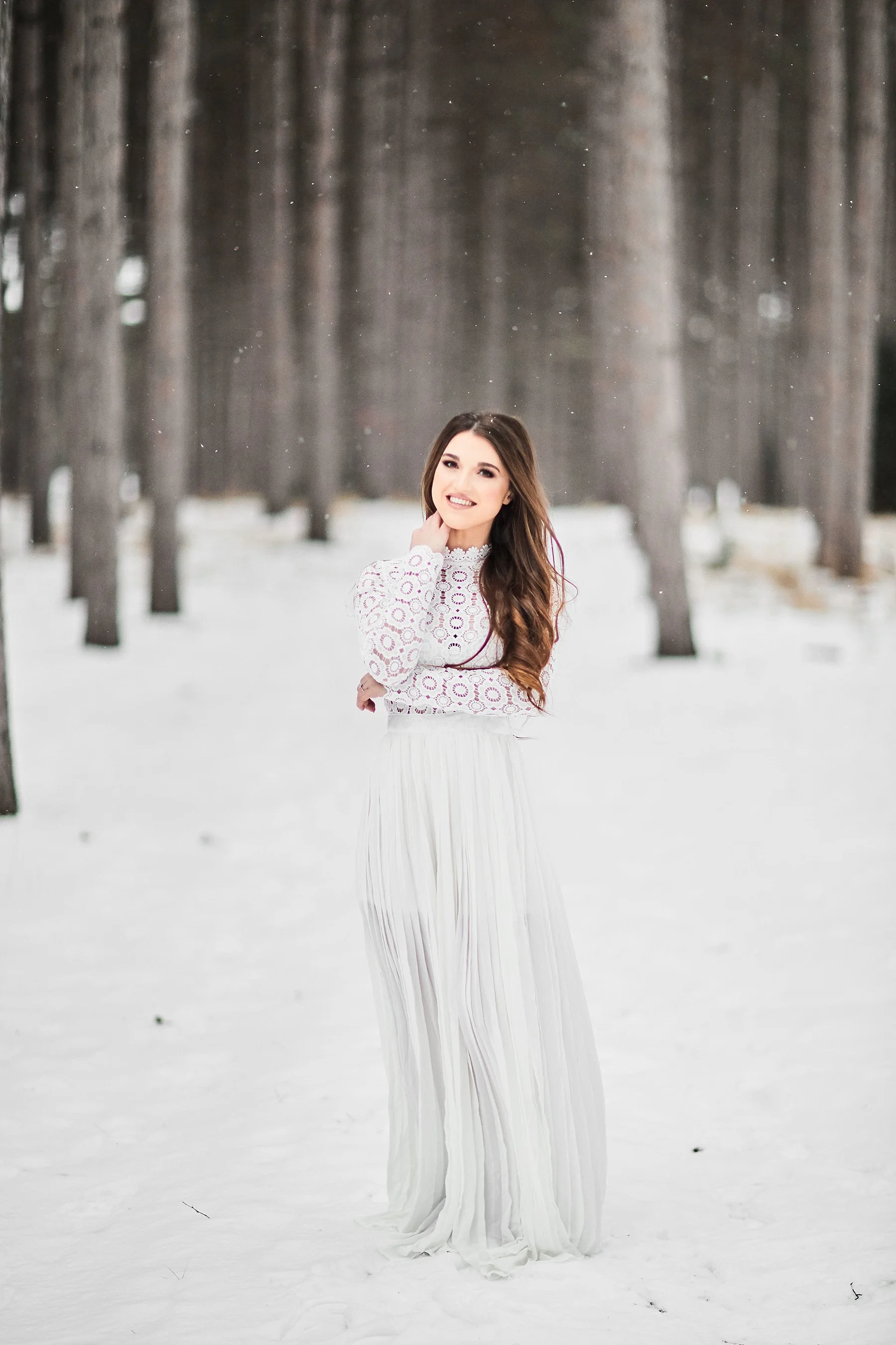 hansen-tree-farm-winter-engagement-photos_0009.jpg