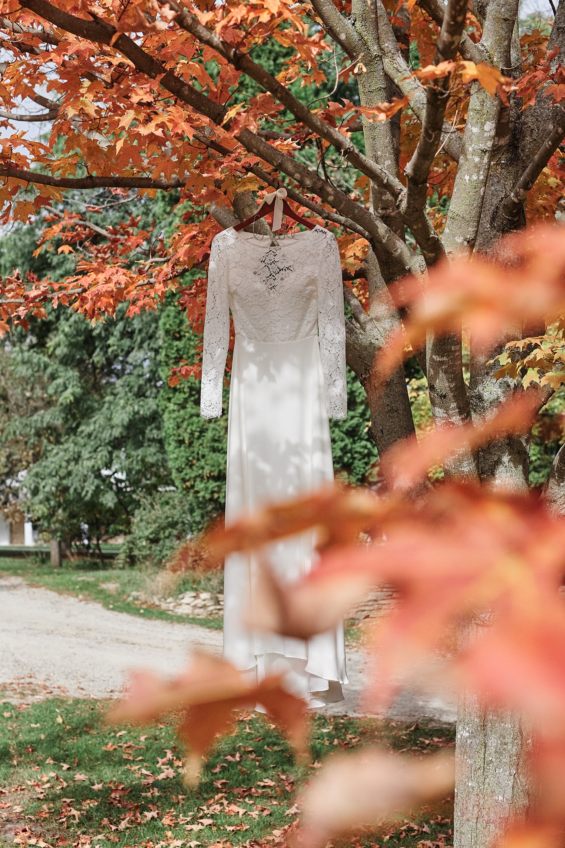 Maywood-Stone-Barn-Wedding-Rochester-Minnesota-Perry-James-Photo_0537.jpg