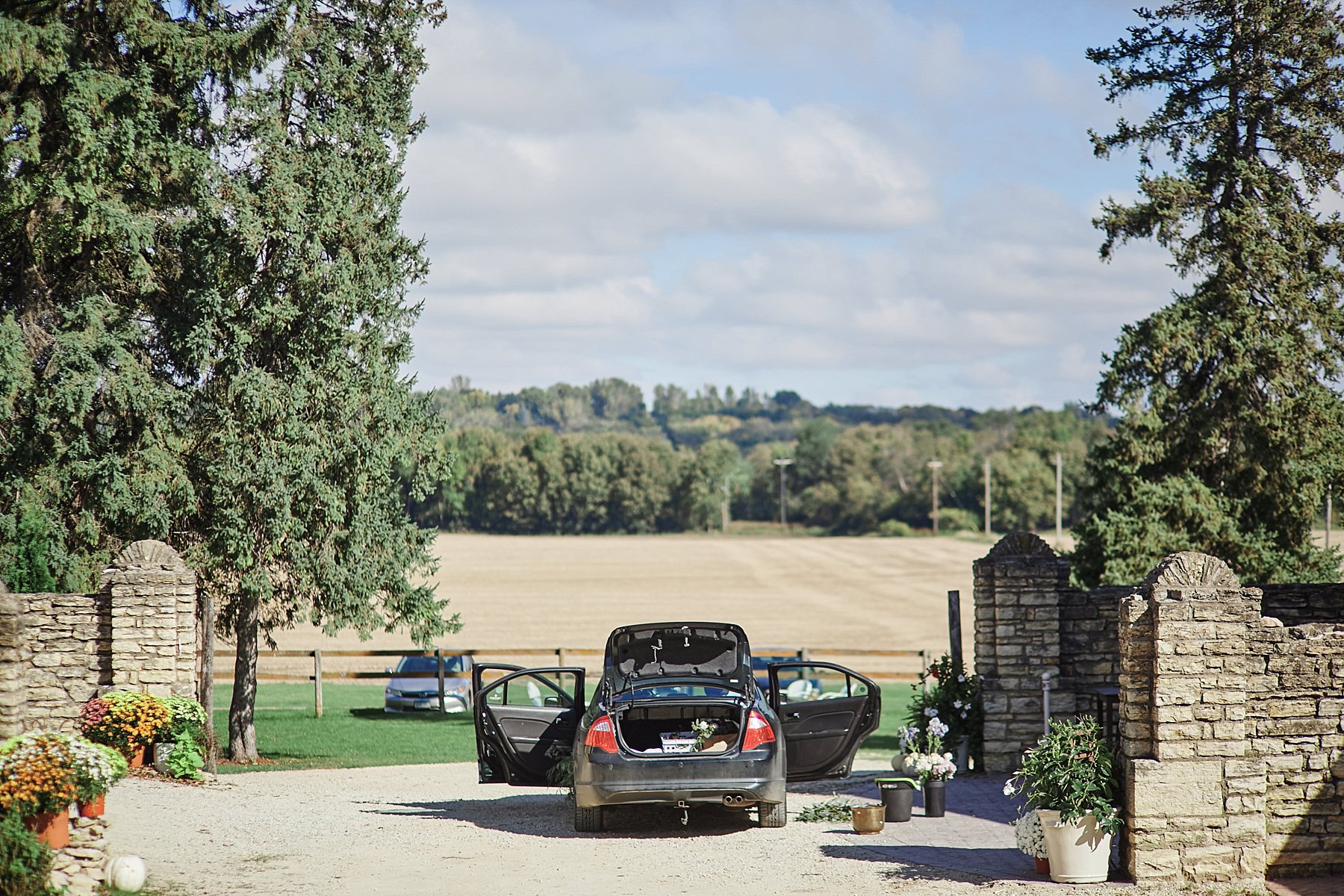 Maywood-Stone-Barn-Wedding-Rochester-Minnesota-Perry-James-Photo_0540.jpg