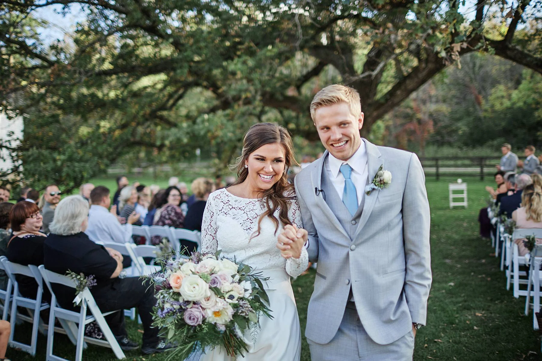 Maywood-Stone-Barn-Wedding-Rochester-Minnesota-Perry-James-Photo_0656.jpg