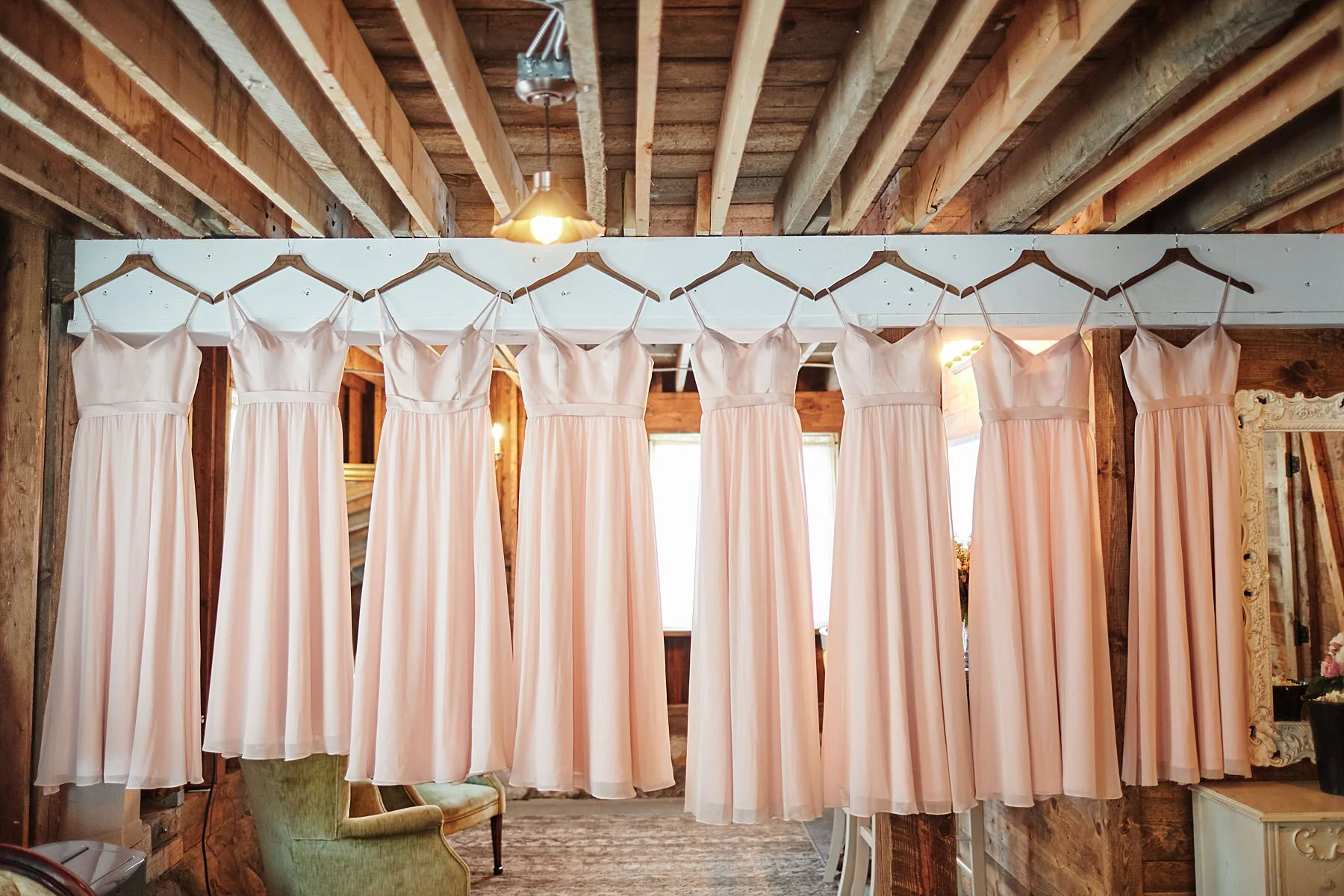 Bloom-Lake-Barn-Wedding-Schafer-Minnesota-Outdoor_0217.jpg