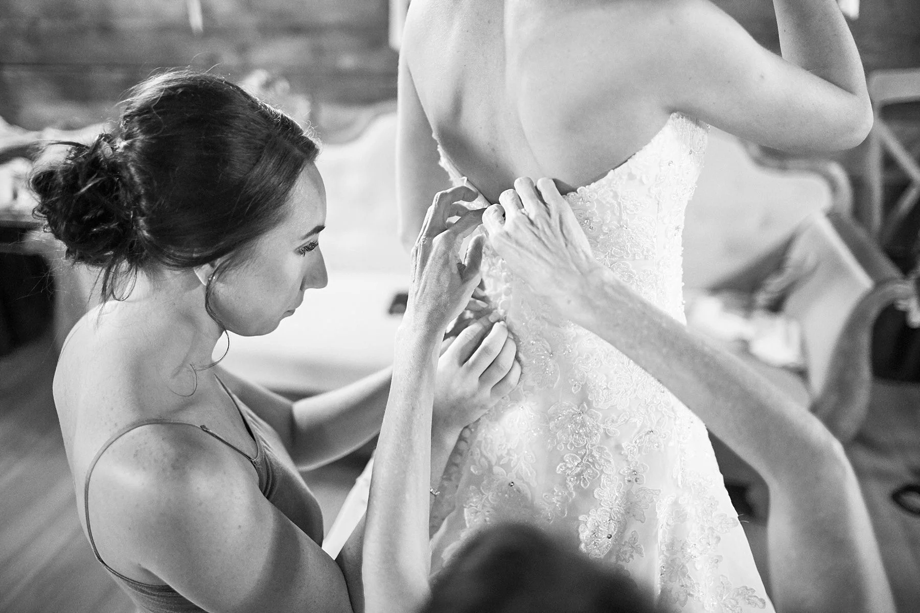 The-Historic-Hope-Glen-Farm-Wedding-Kelsi-Austin-Minnesota_1210.jpg