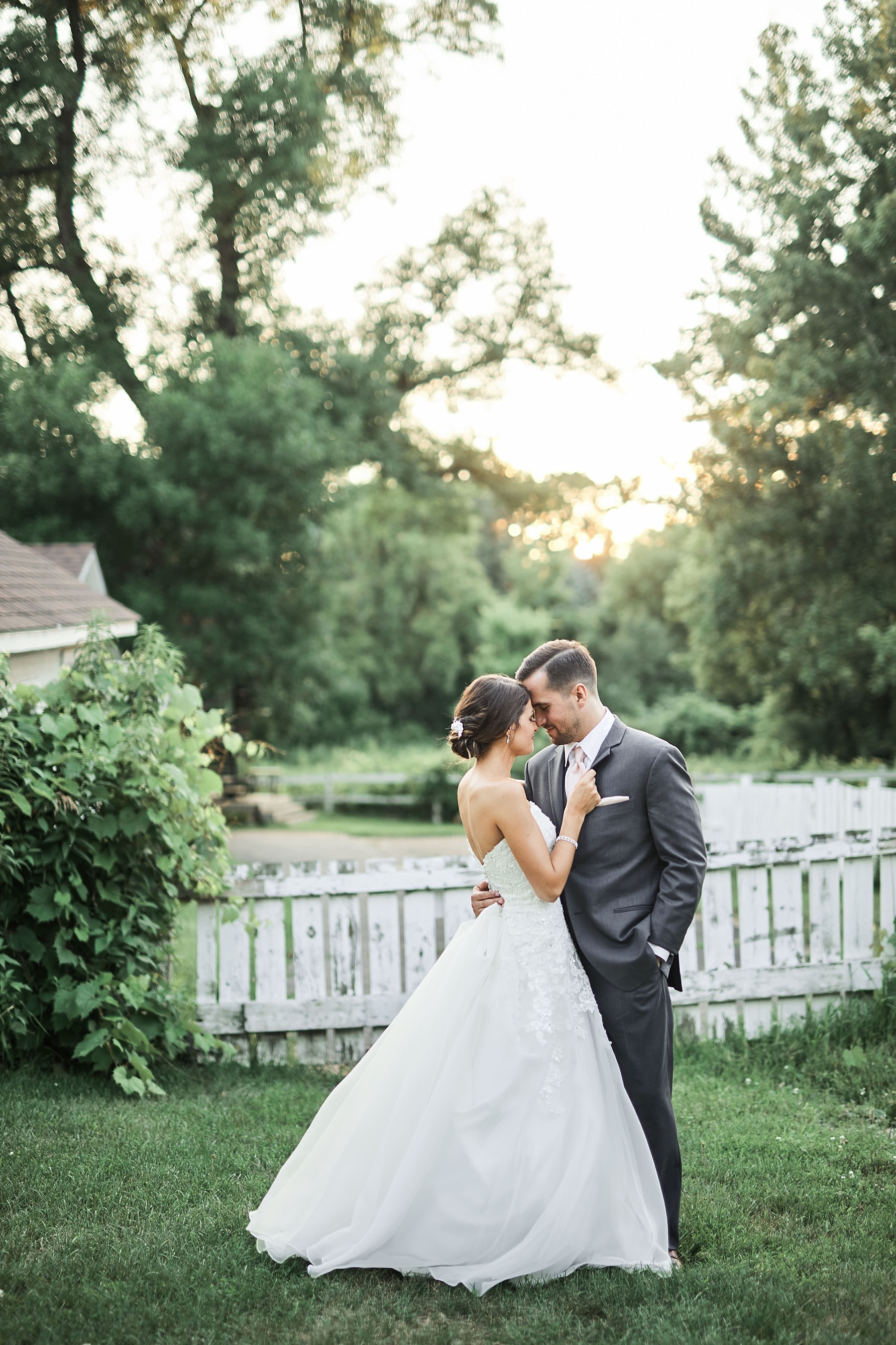 The-Historic-Hope-Glen-Farm-Wedding-Kelsi-Austin-Minnesota_1246.jpg