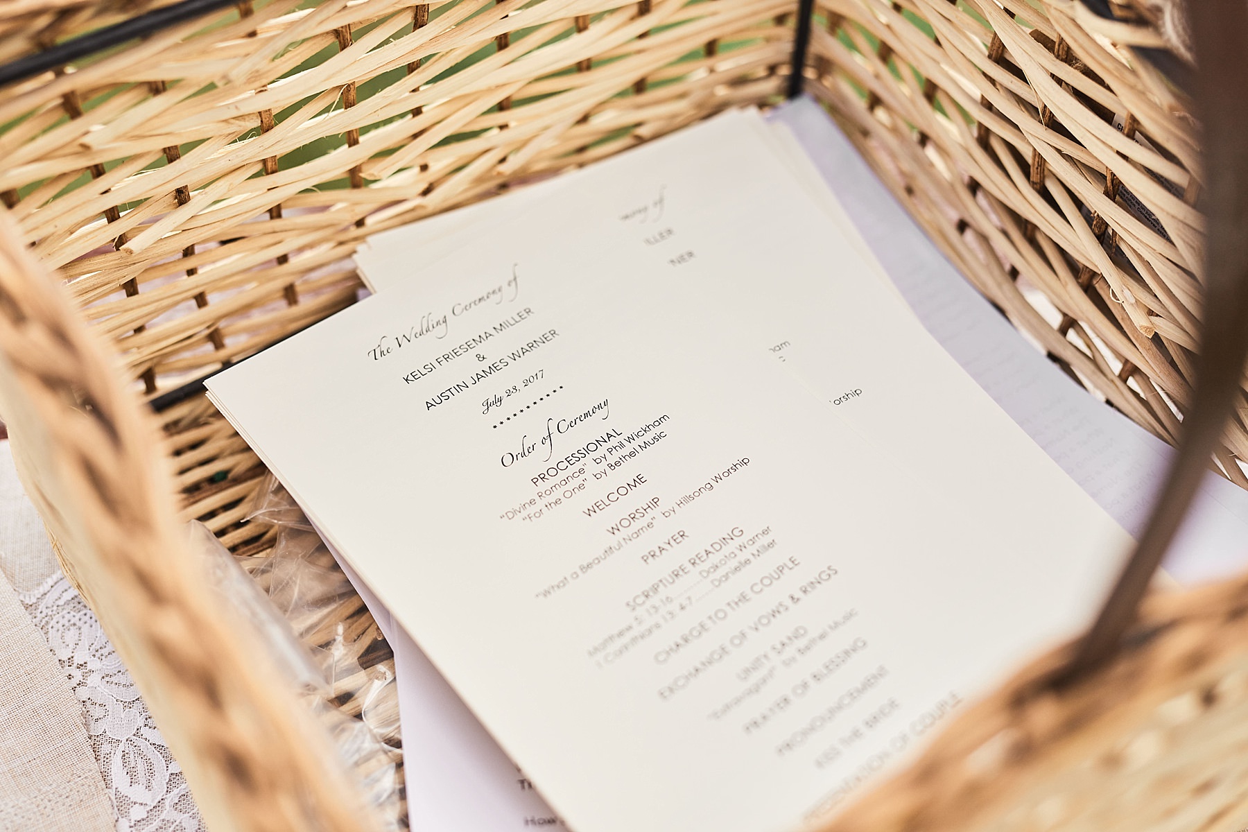The-Historic-Hope-Glen-Farm-Wedding-Kelsi-Austin-Minnesota_1273.jpg