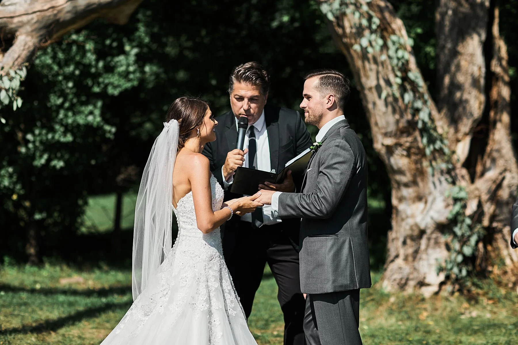 The-Historic-Hope-Glen-Farm-Wedding-Kelsi-Austin-Minnesota_1285.jpg