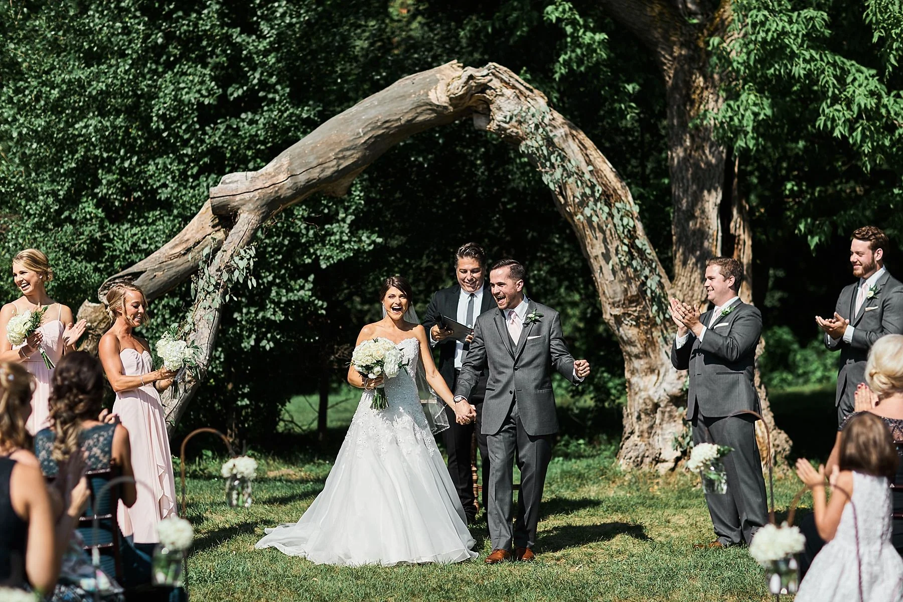 The-Historic-Hope-Glen-Farm-Wedding-Kelsi-Austin-Minnesota_1290.jpg
