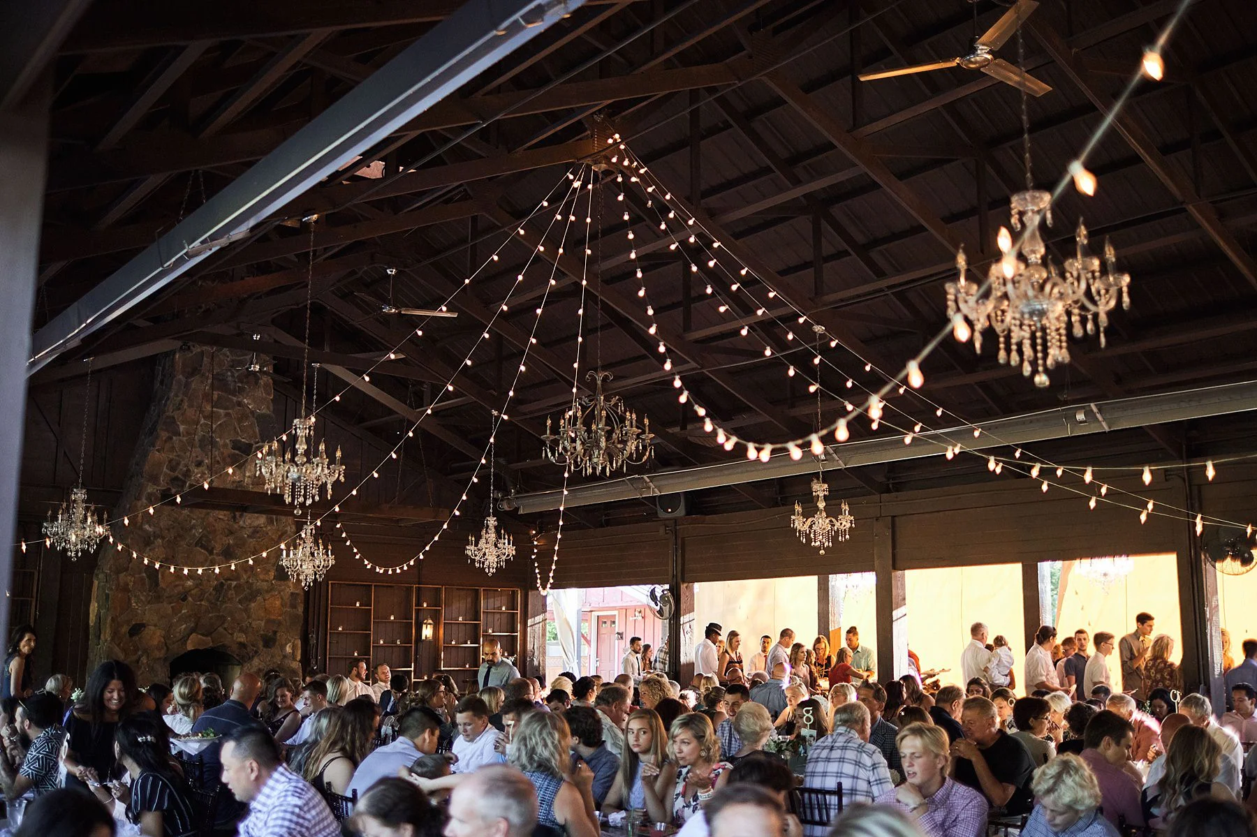 The-Historic-Hope-Glen-Farm-Wedding-Kelsi-Austin-Minnesota_1325.jpg