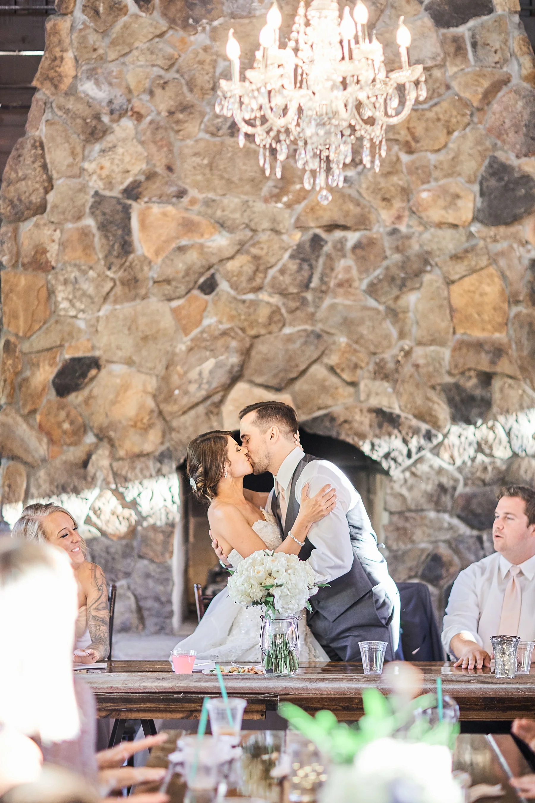 The-Historic-Hope-Glen-Farm-Wedding-Kelsi-Austin-Minnesota_1330.jpg