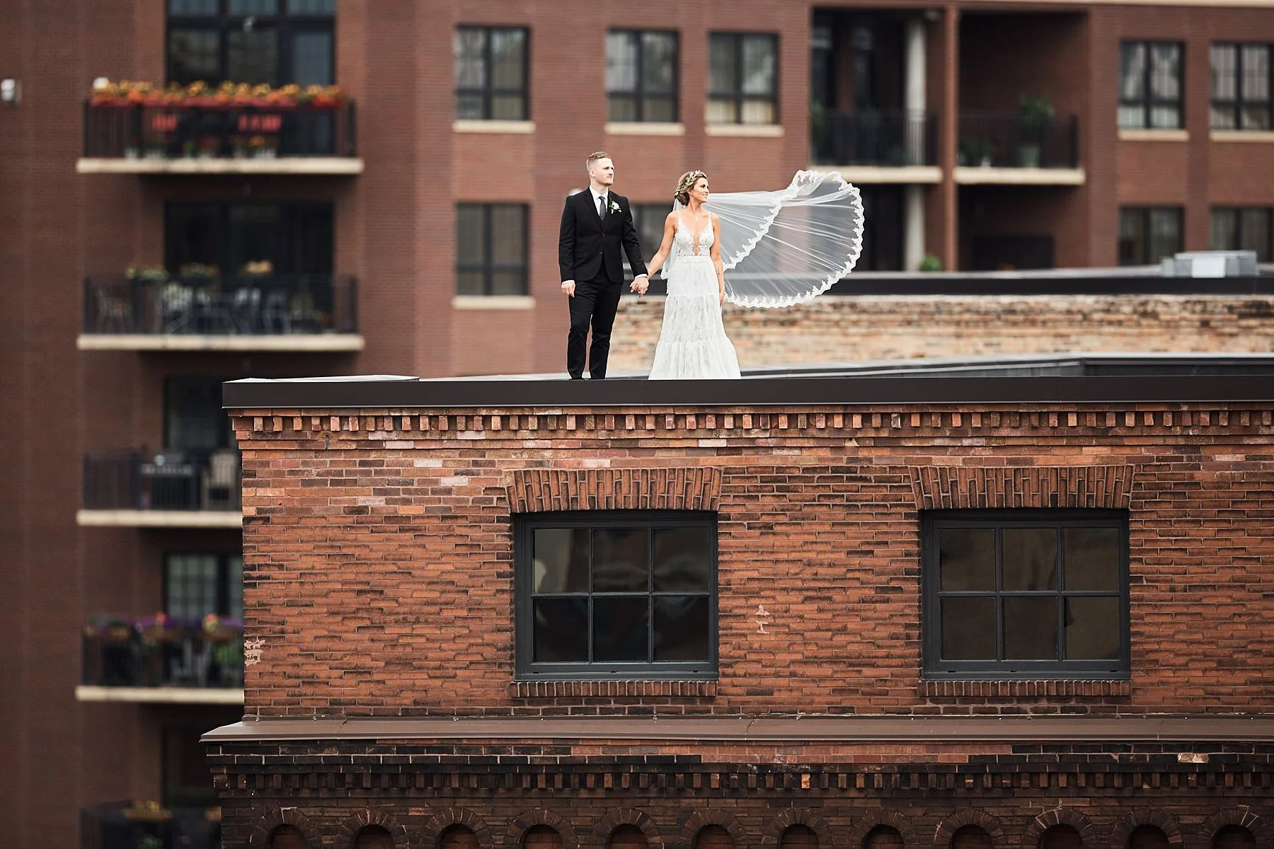 Hewing-Hotel-Minneapolis-Minnesota-Wedding-Rooftop-Bride-Engaged_1155.jpg