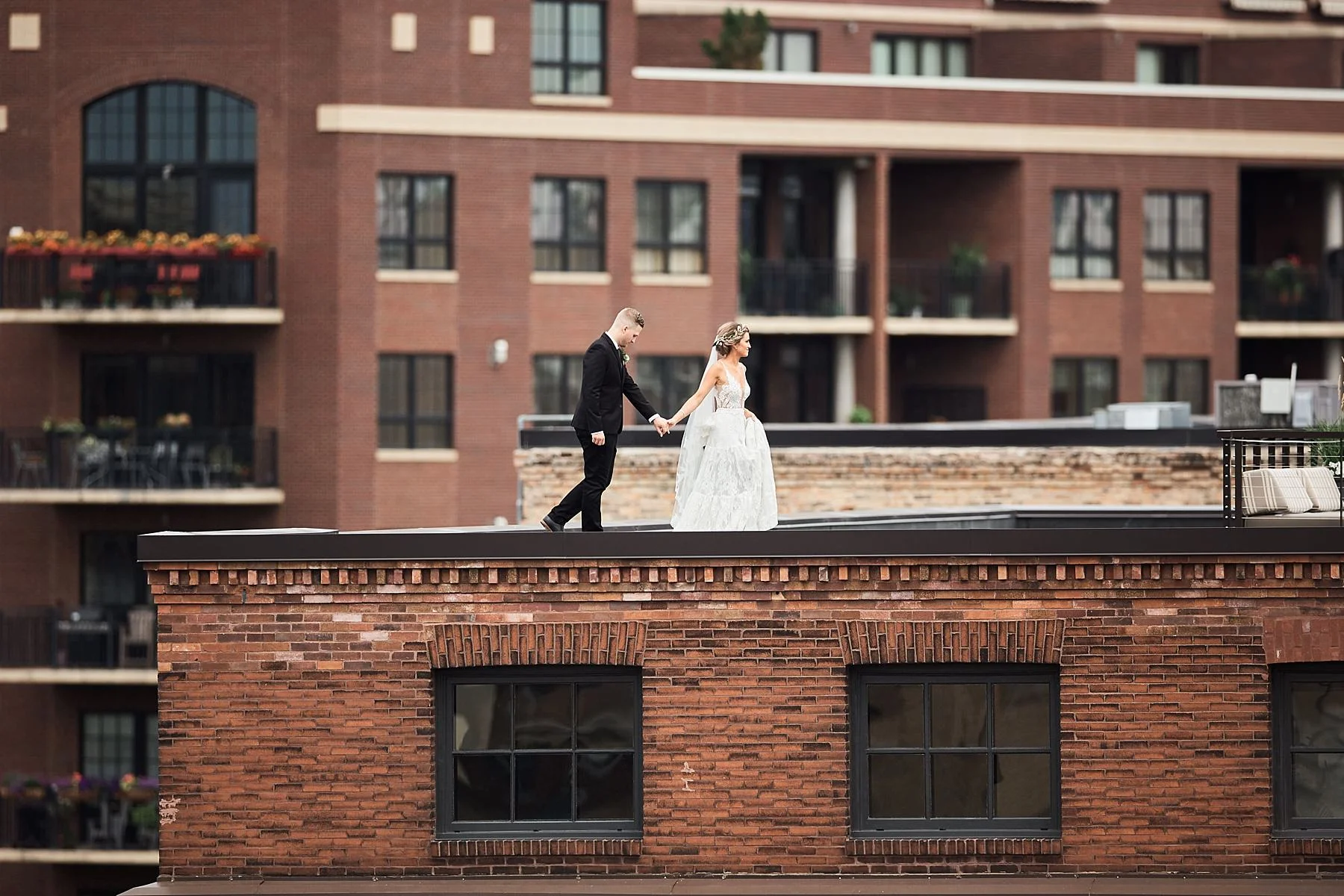 Hewing-Hotel-Minneapolis-Minnesota-Wedding-Rooftop-Bride-Engaged_1157.jpg