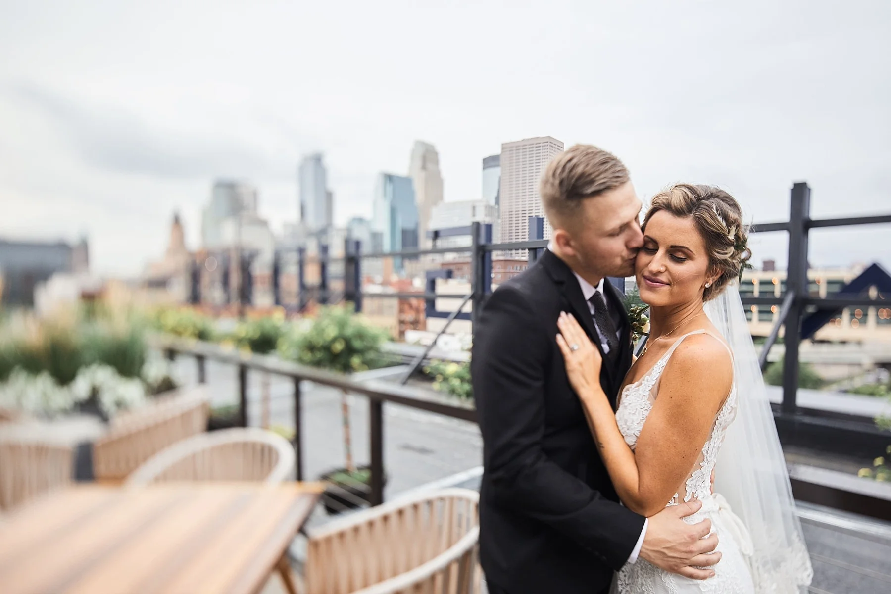 Hewing-Hotel-Minneapolis-Minnesota-Wedding-Rooftop-Bride-Engaged_1163.jpg