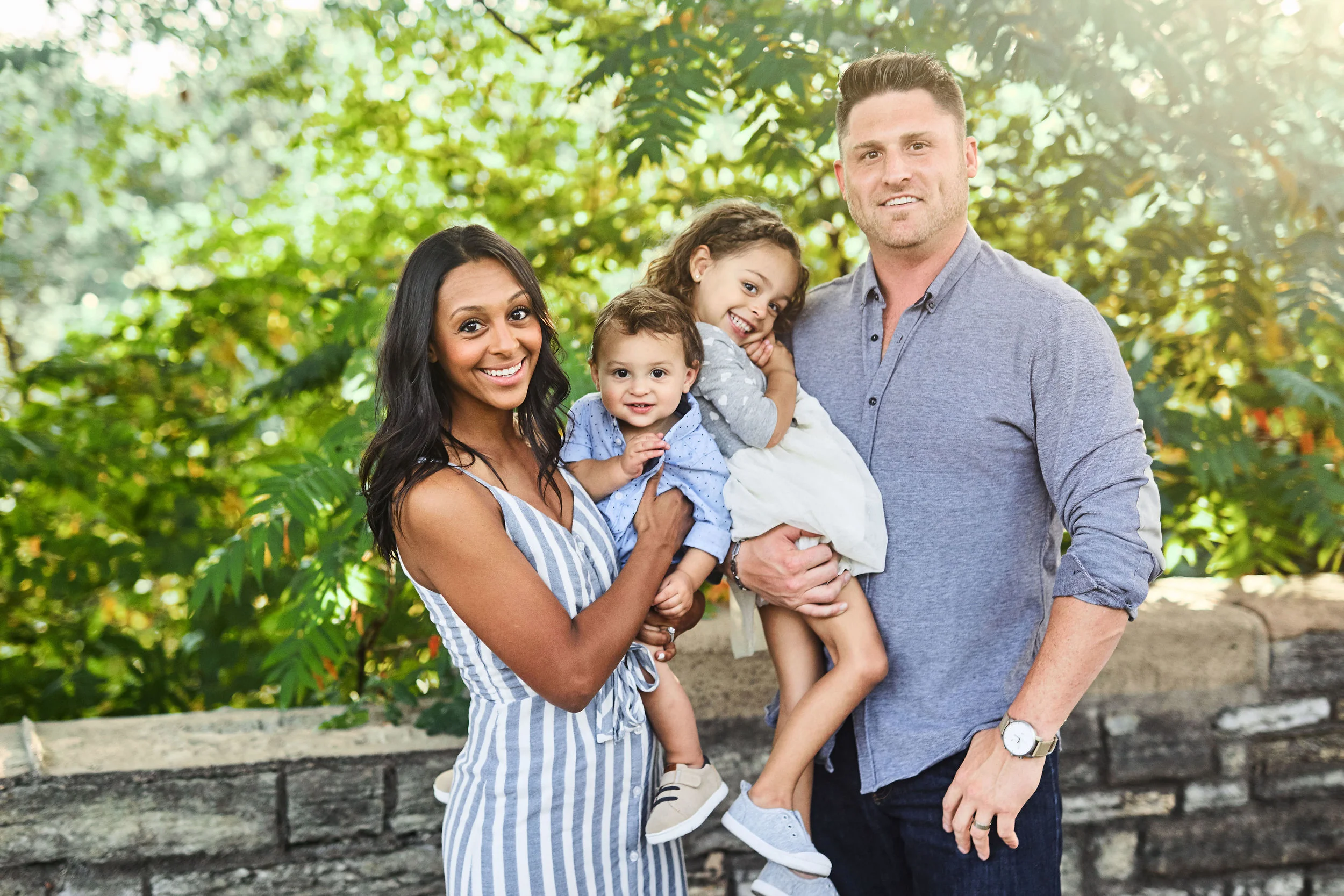 minnehaha-falls-gozenbach-family-session10.jpg