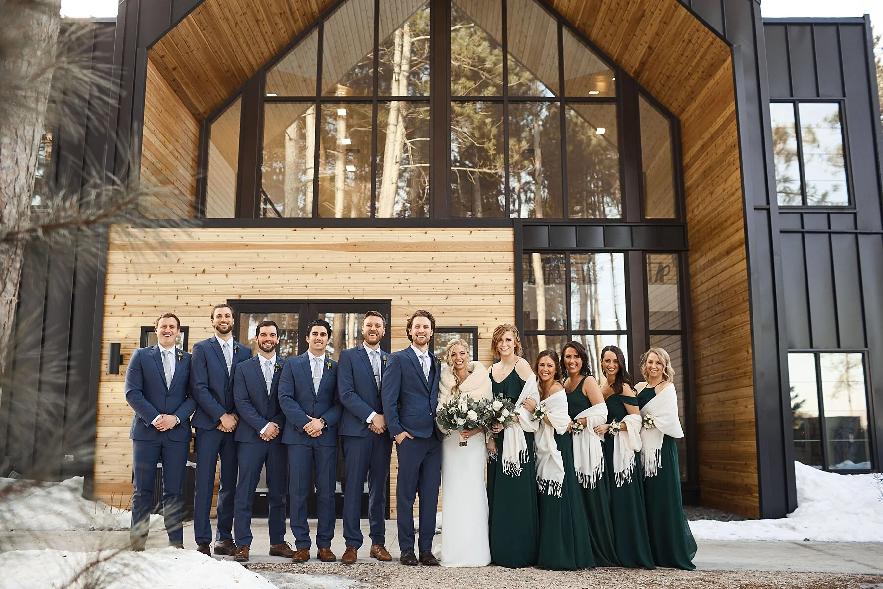 pinewood-winter-wedding-minnesota-brett-michelle_0055.jpg
