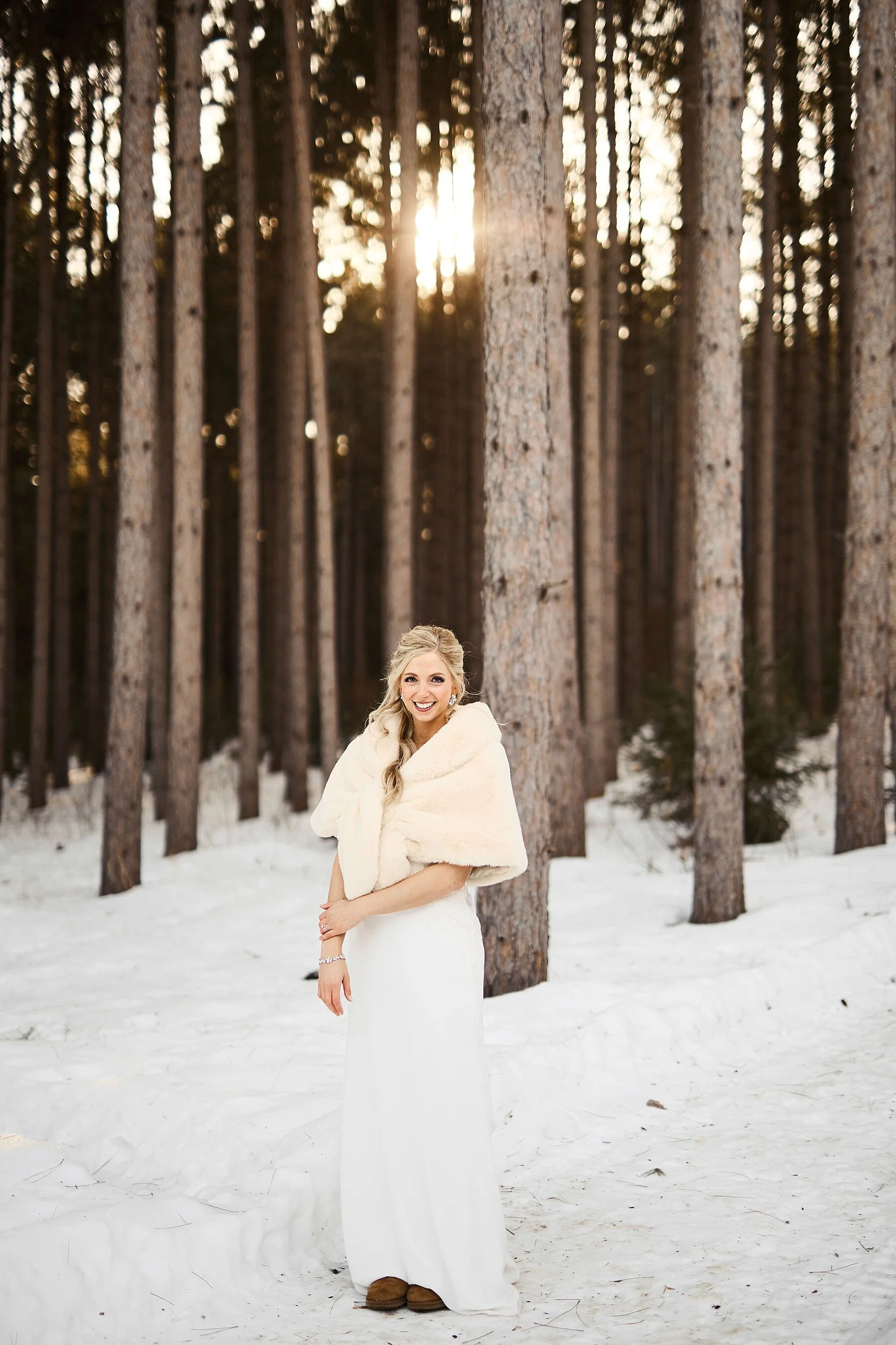 pinewood-winter-wedding-minnesota-brett-michelle_0065.jpg