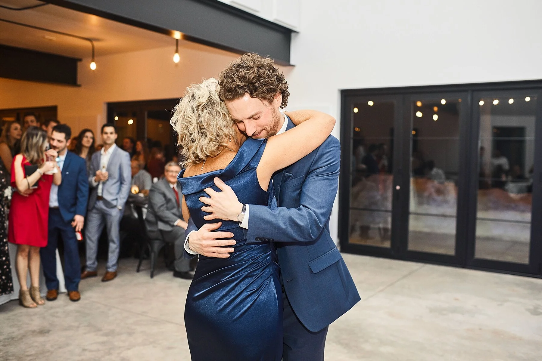 pinewood-winter-wedding-minnesota-brett-michelle_0082.jpg