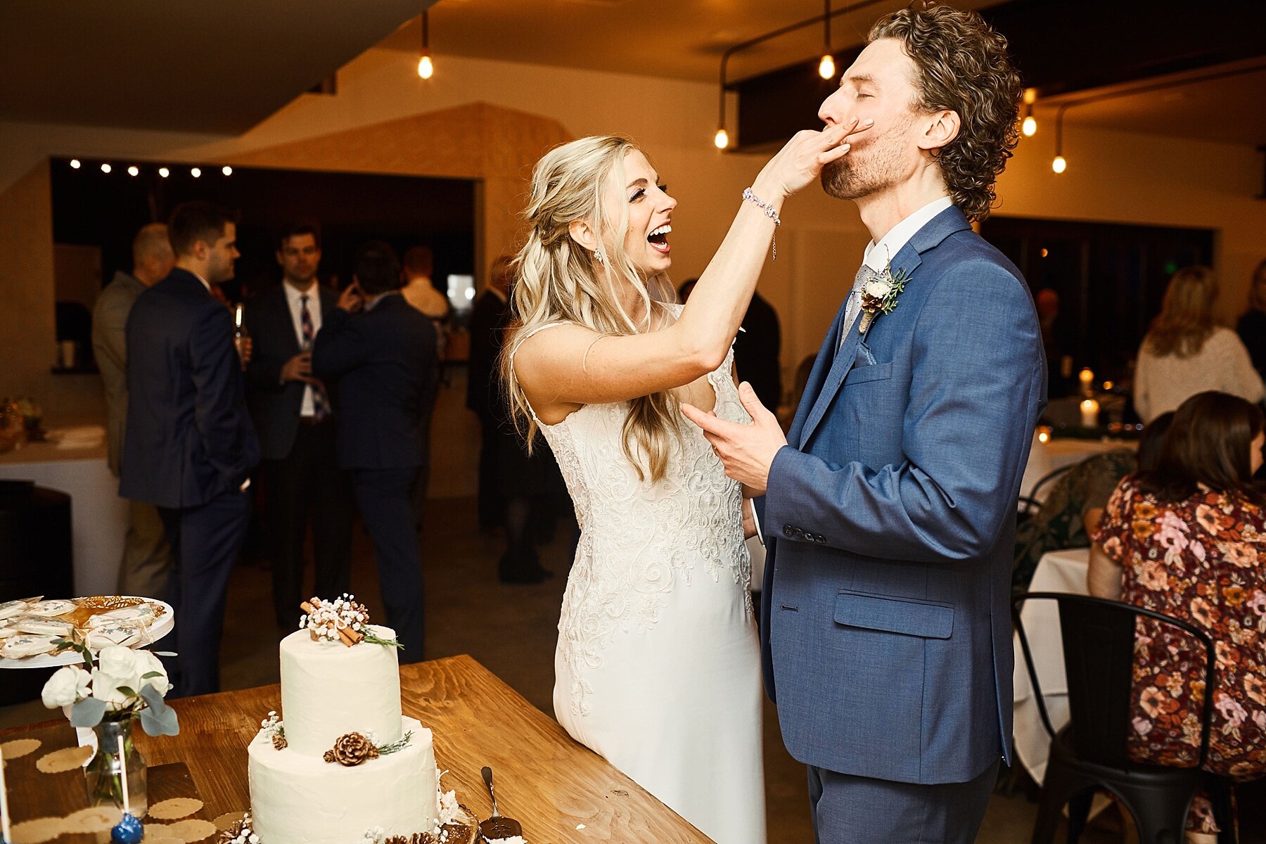pinewood-winter-wedding-minnesota-brett-michelle_0084.jpg
