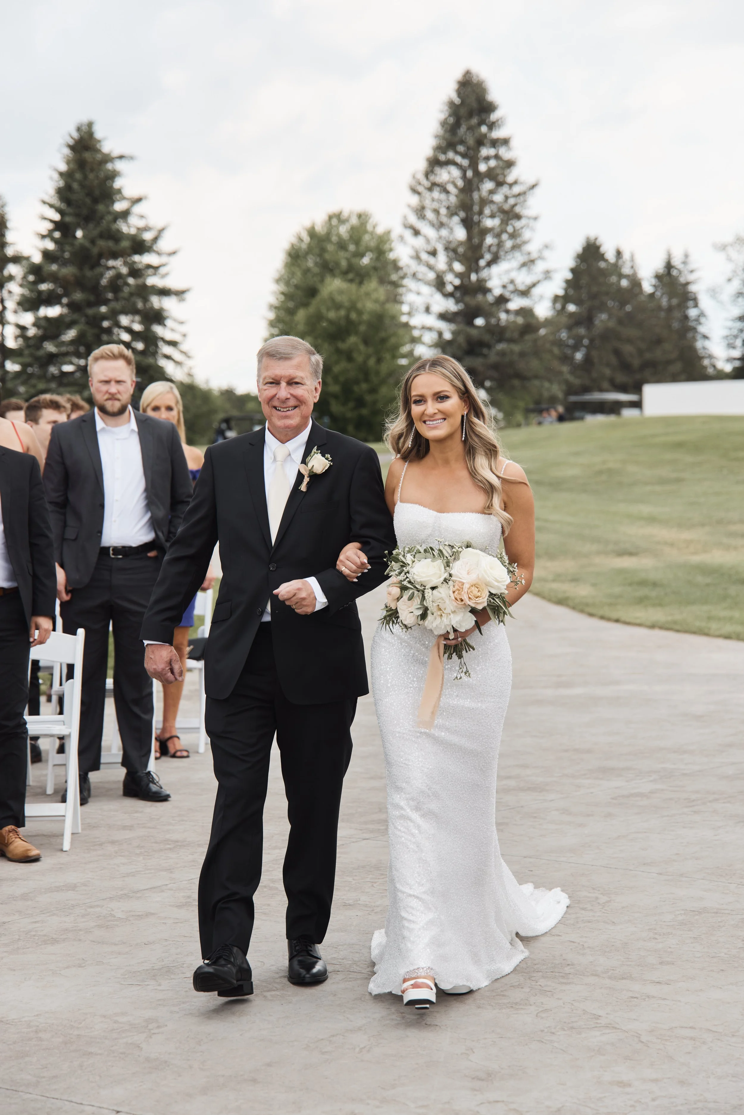 Lindsay-Matt-Royal-Golf-Club-Wedding31.jpg