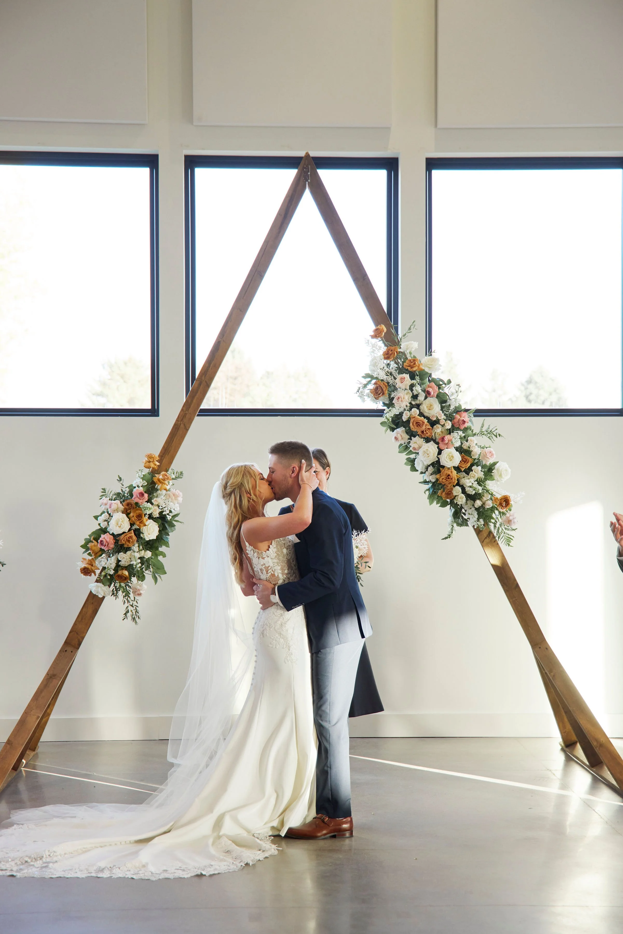 Tiffani-Nick-Wedding-Woodhaven-Final759.jpg