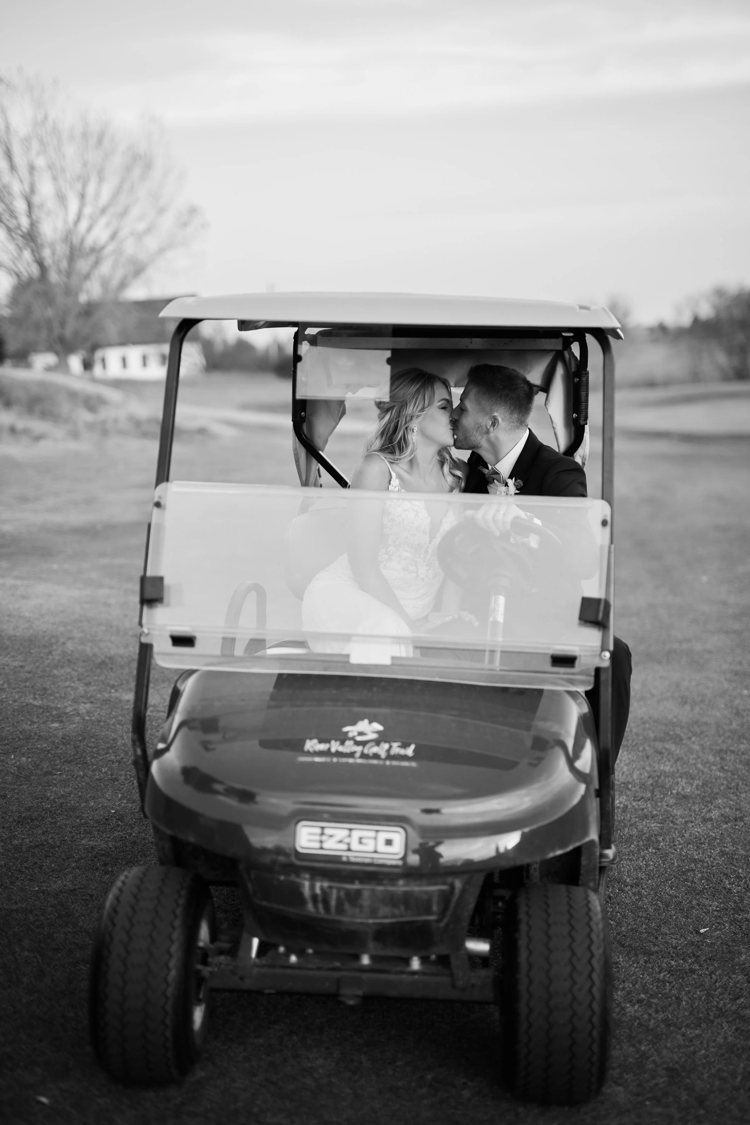 Tiffani-Nick-Wedding-Woodhaven-Final900.jpg