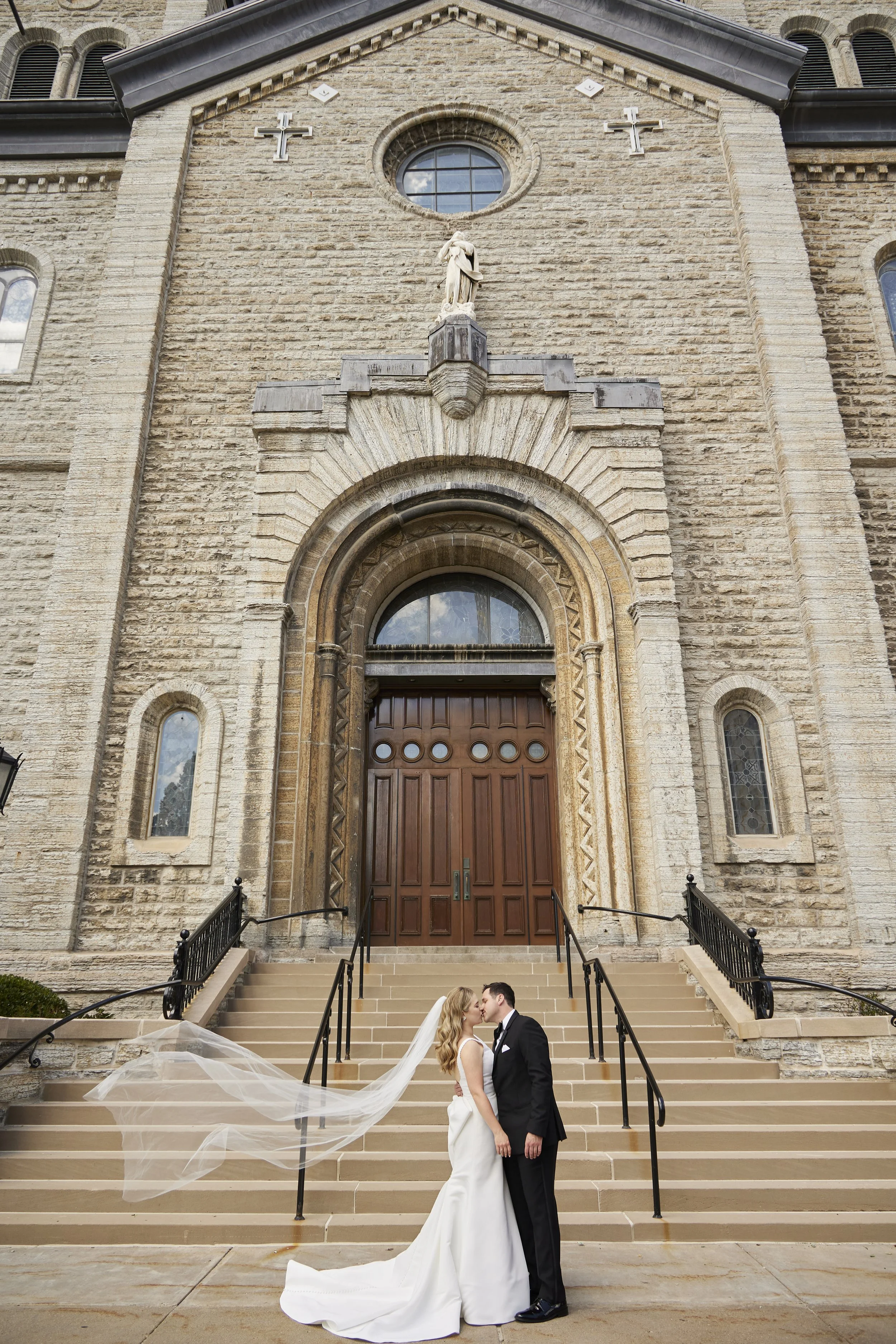 Lauren-Mike-Wedding-The-Depot-Mpls 347.jpg