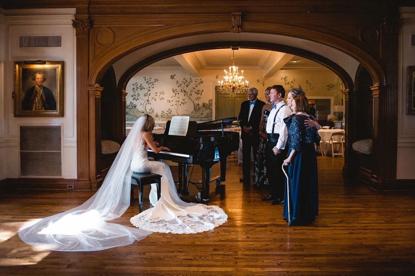 This bride surprised her parents and future parents in law with a beautiful piano performance before the ceremony.  It was such a unique parent gift and a beautiful moment. ❤️

#weddingday #saintlouisweddingphotographer #stlbrides #stlweddingphotogra