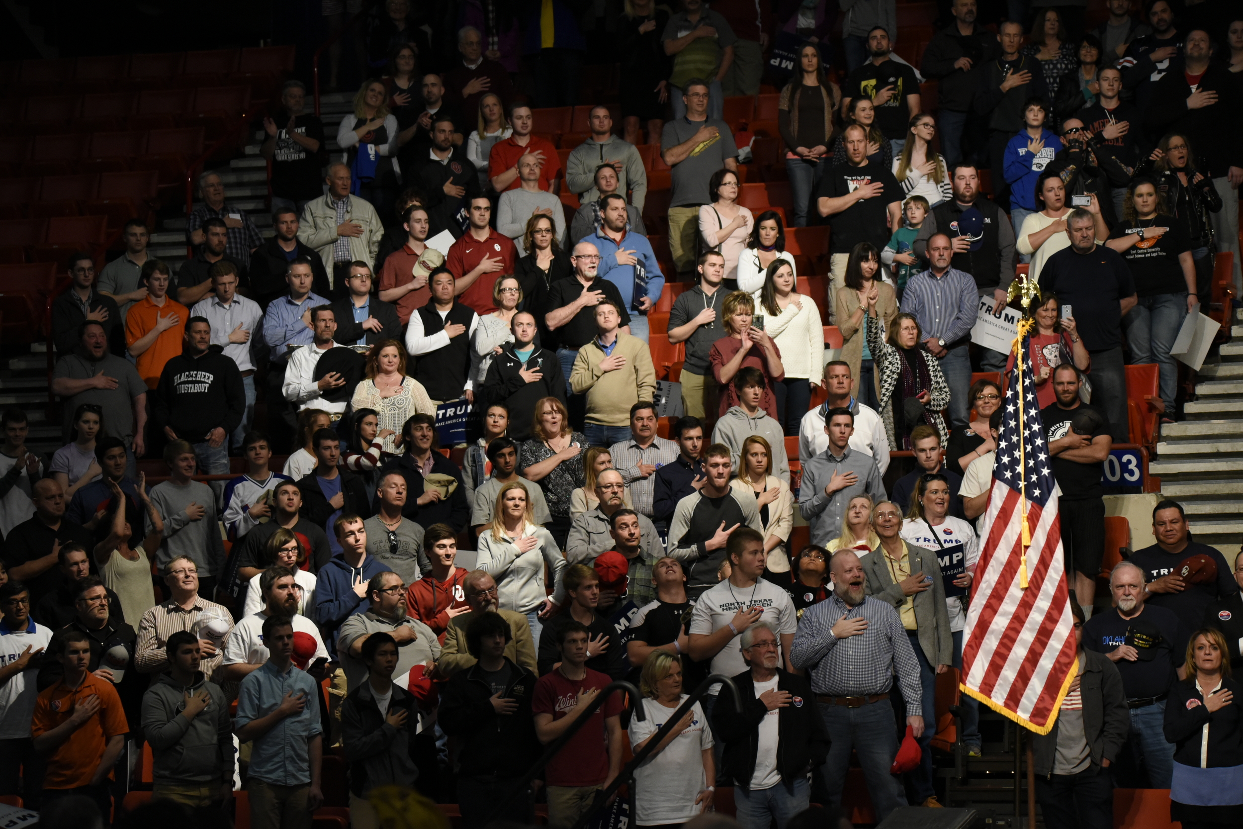   Supporters recite the Pledge of Allegiance at a rally for Republican U.S. presidential candidate Donald Trump in Oklahoma City, Oklahoma February 26, 2016. REUTERS/Nick Oxford  