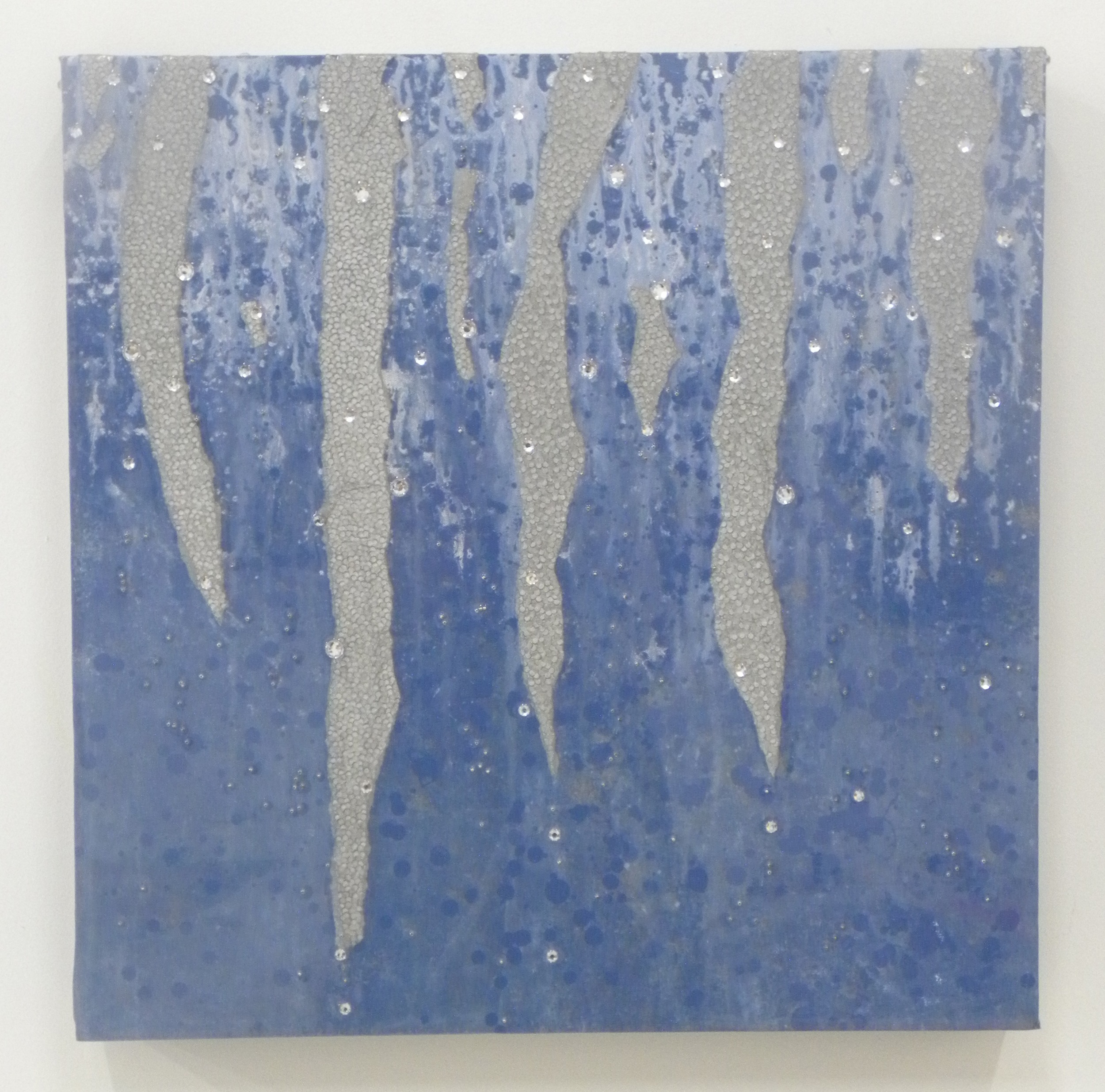    Blue  : sincerity/ calmness 