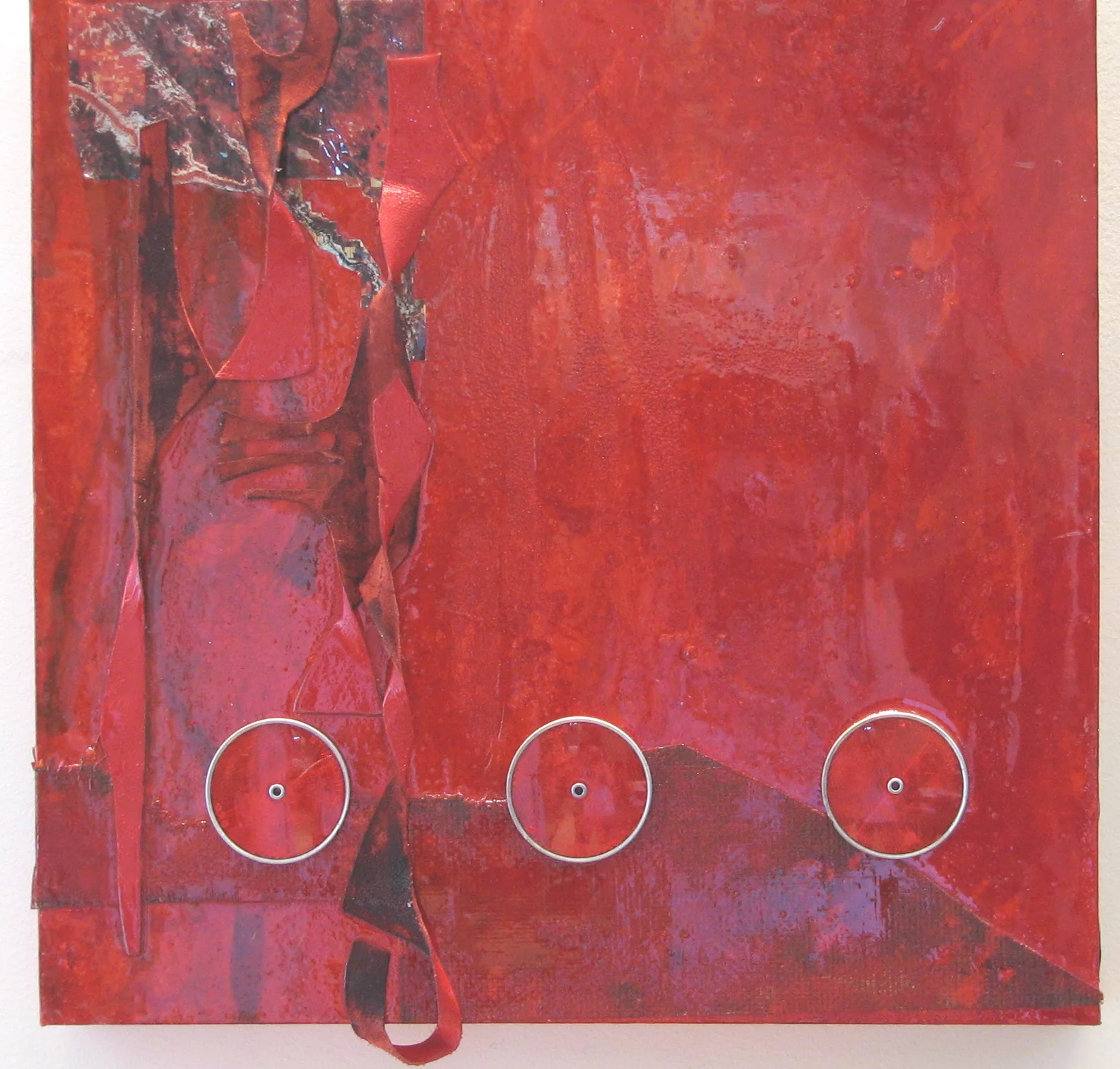    Red  : power/ strength 