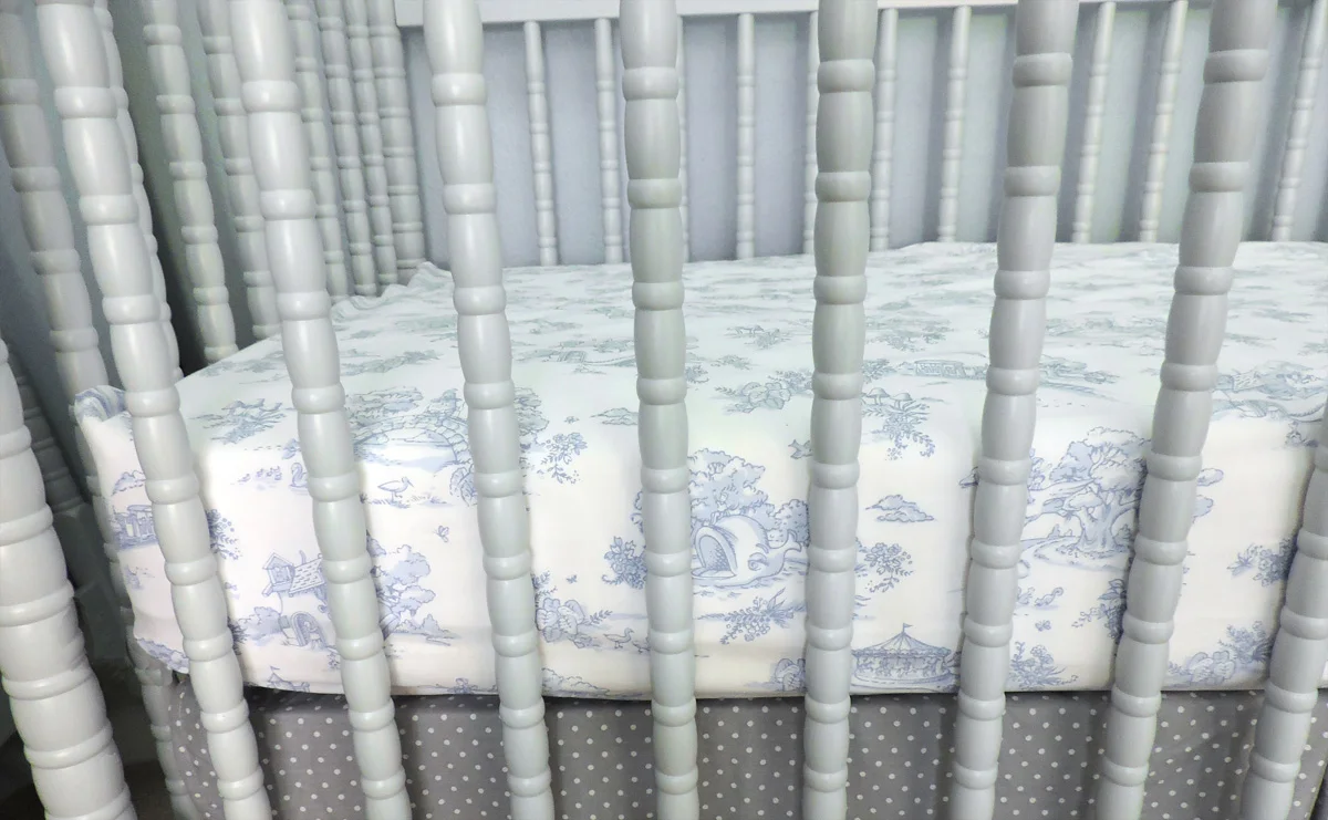 toile crib sheet