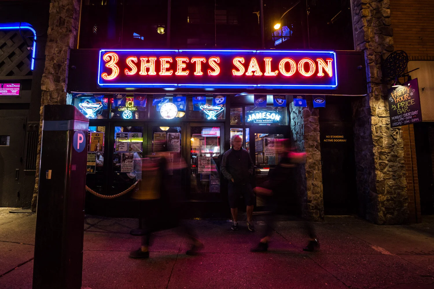 SHEETS_OUTSIDE_WITH PEOPLE.jpg