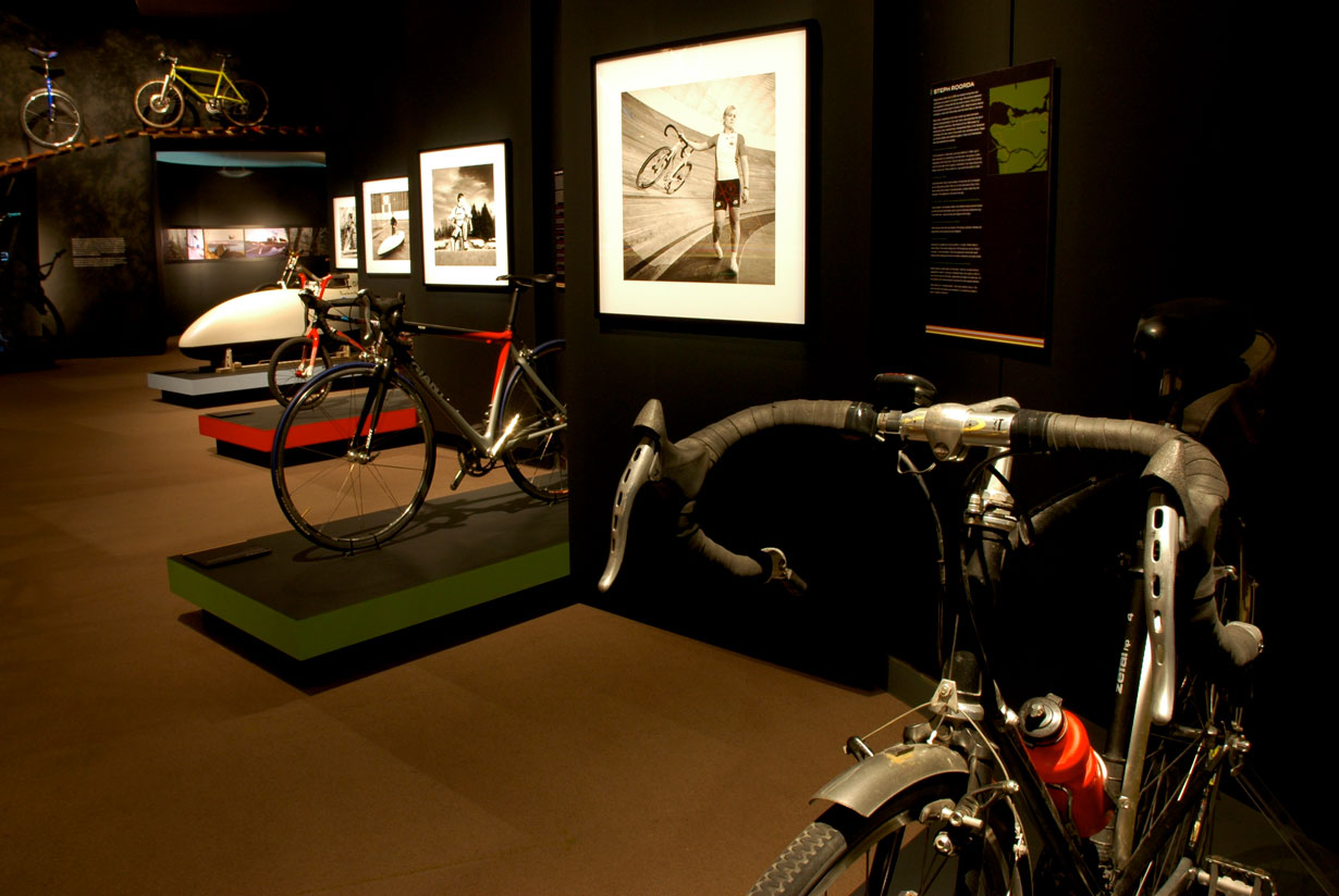 museum-exhibition-design-velocity1c.jpg